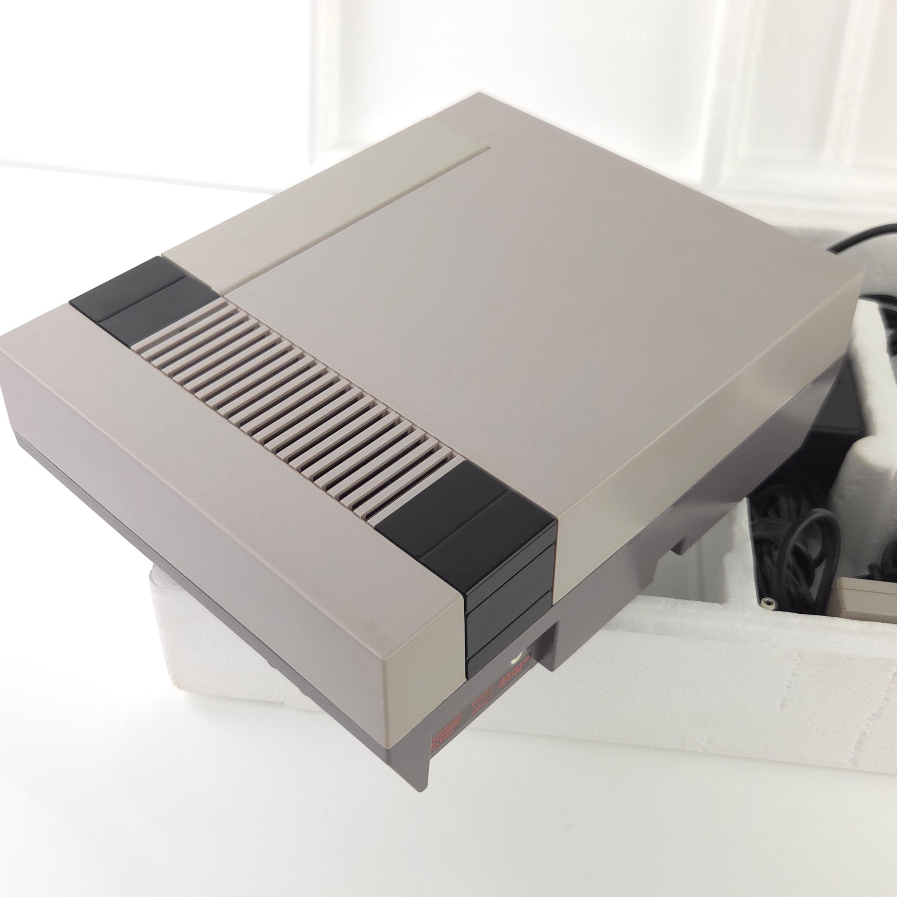 Nintendo NES Konsole Super Mario Set OVP