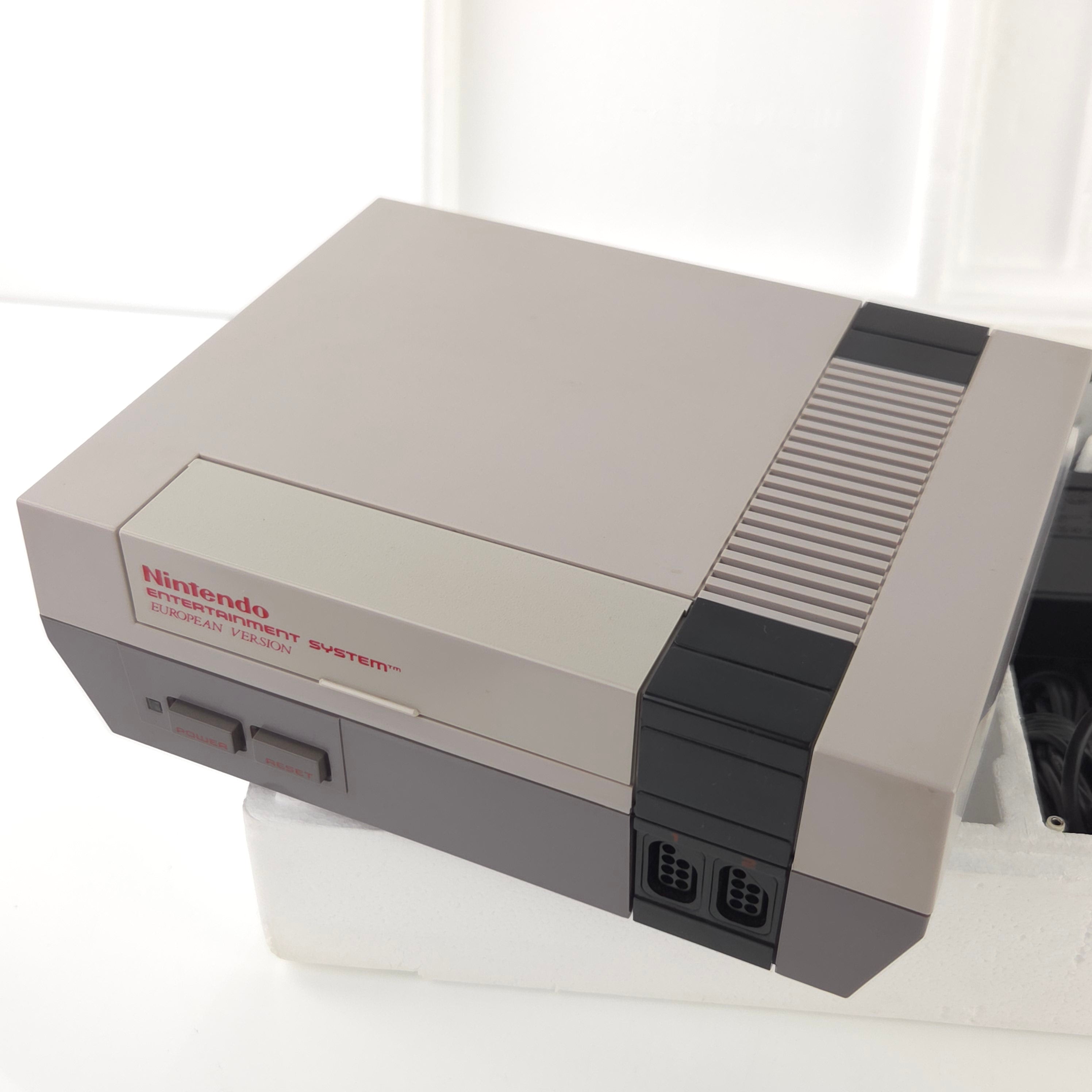 Nintendo NES Konsole Super Mario Set OVP