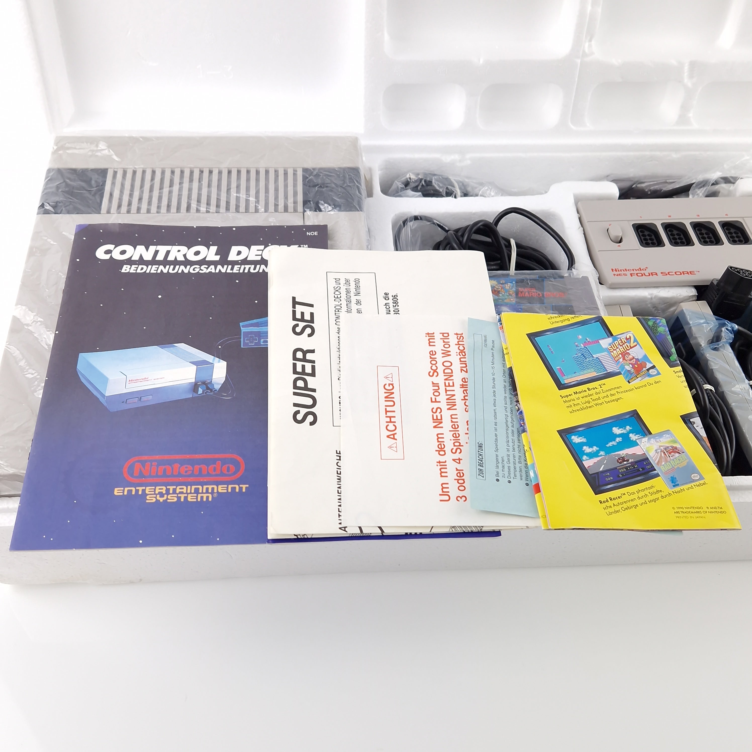 Nintendo NES Konsole Super Set 4 Players Bundle OVP PAL