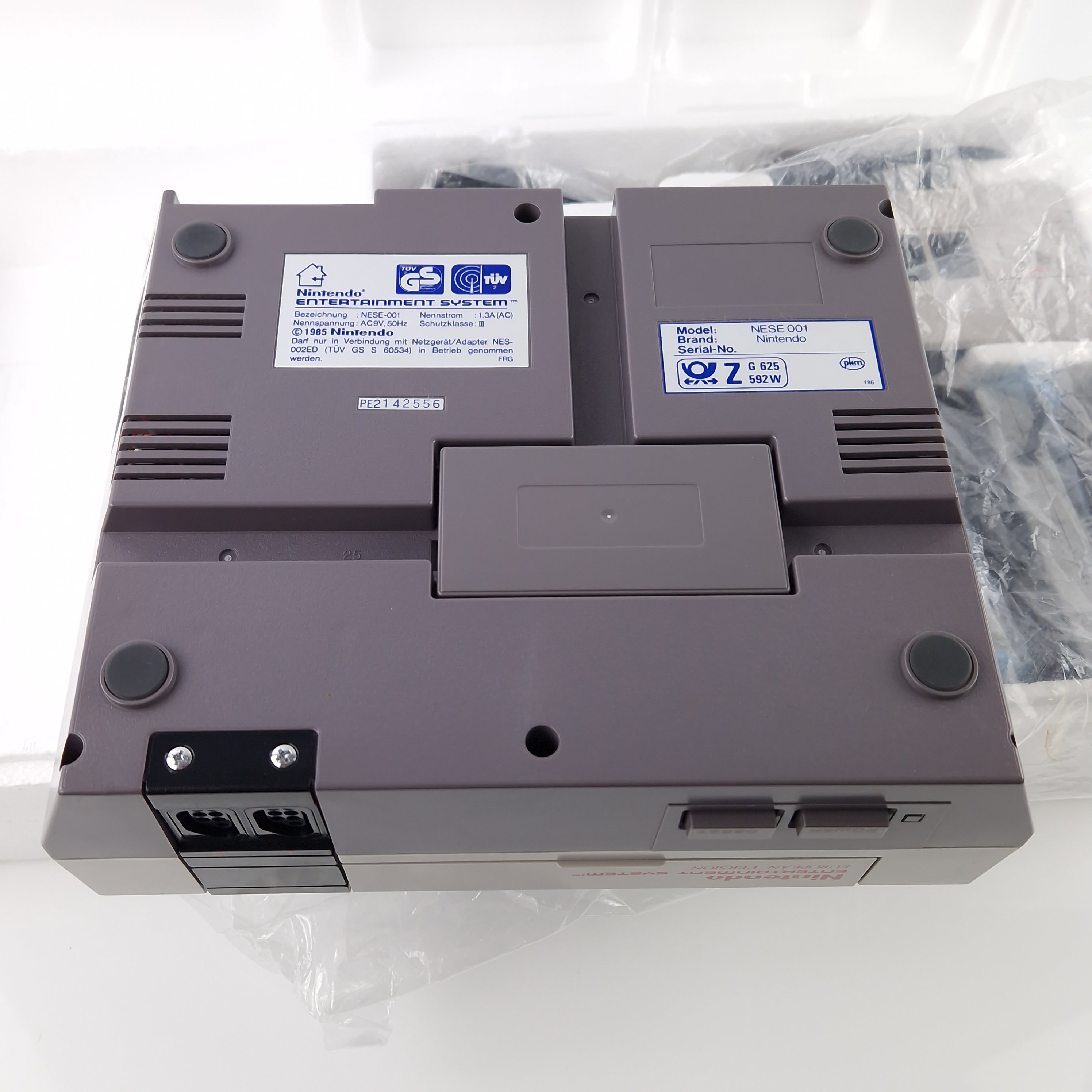 Nintendo NES Konsole Super Set 4 Players Bundle OVP PAL