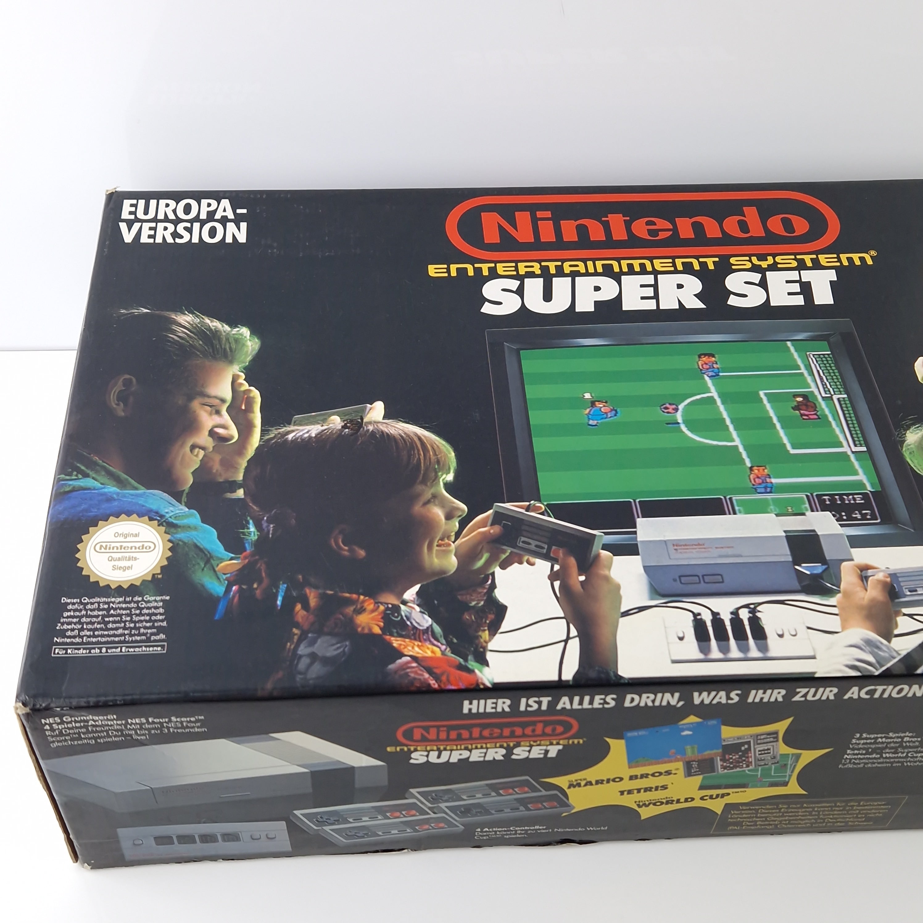 Nintendo NES Konsole Super Set 4 Player Bundle OVP PAL