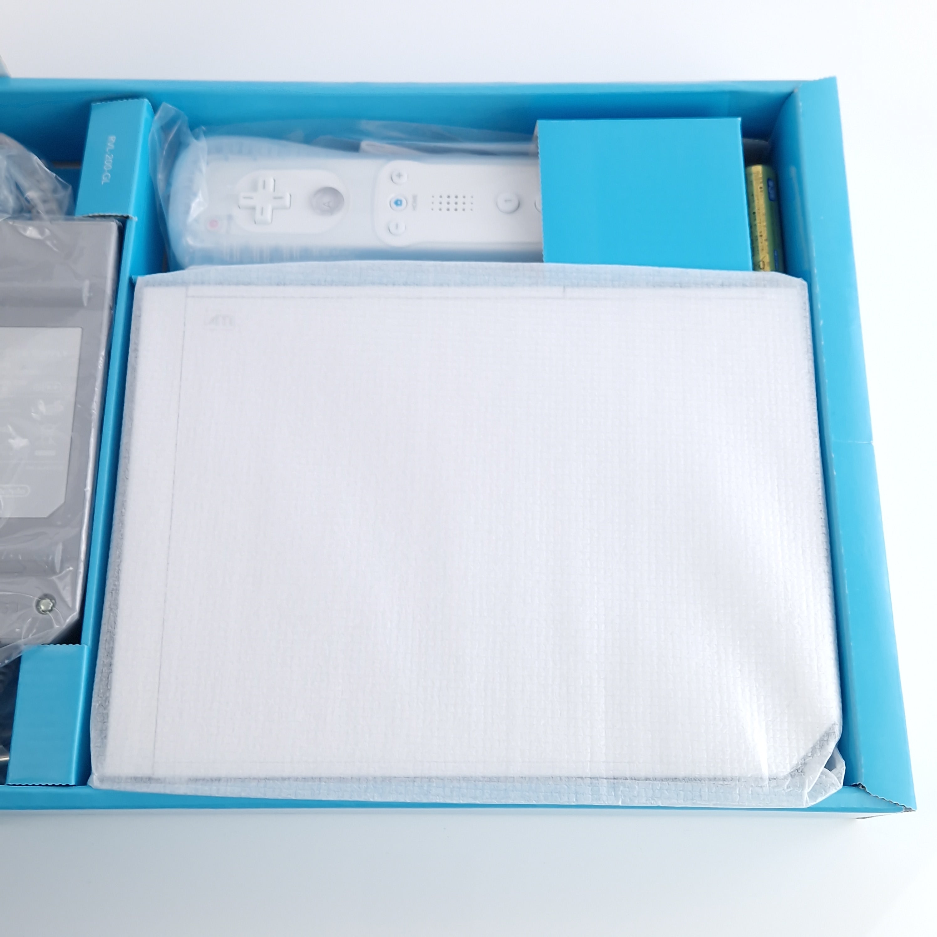 Nintendo Wii Konsole – Wii Sports Resort Bundle Neu OVP