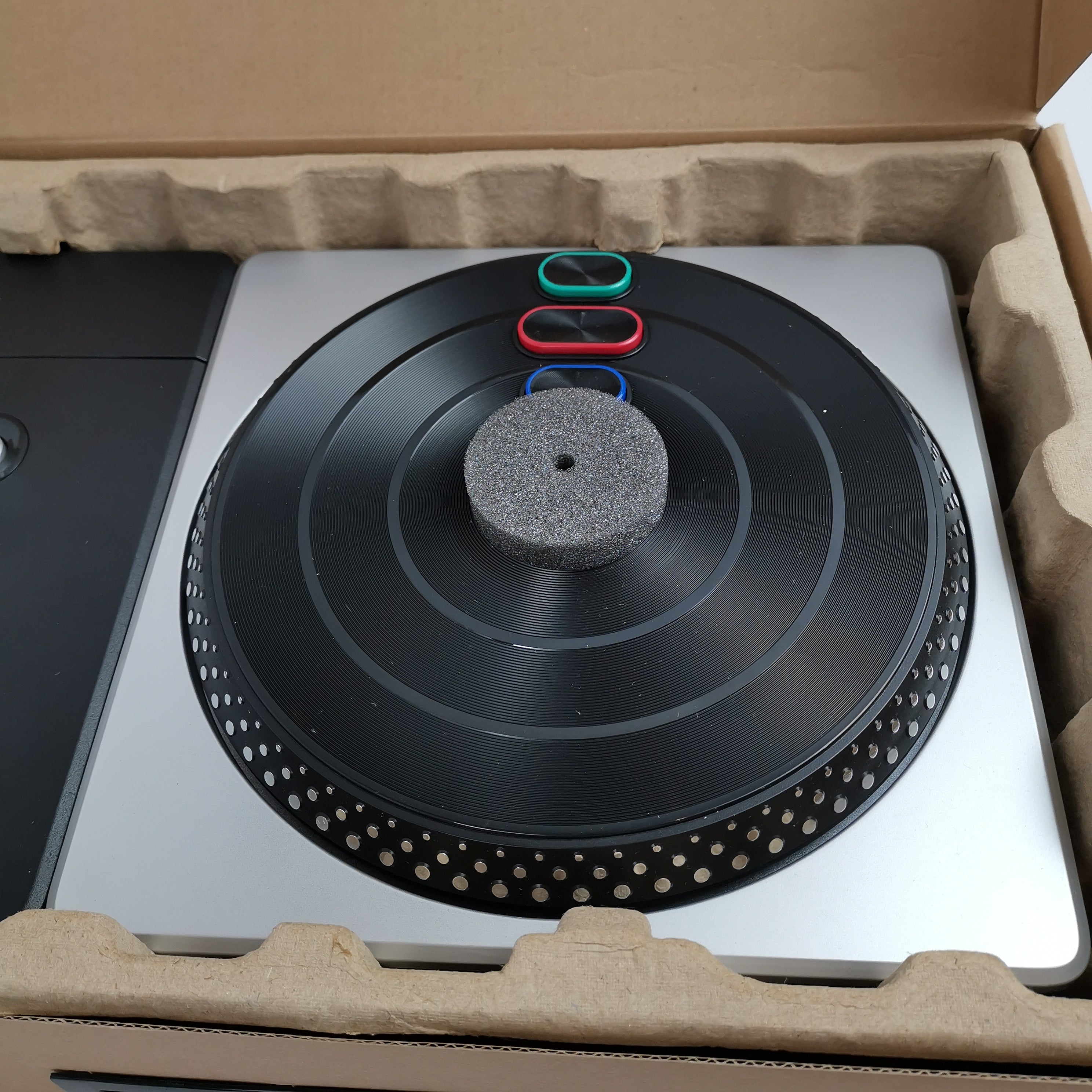 Nintendo Wii Spiel ’ DJ Hero includes Turntable Kit ’ NEU NEW SEALED OVP