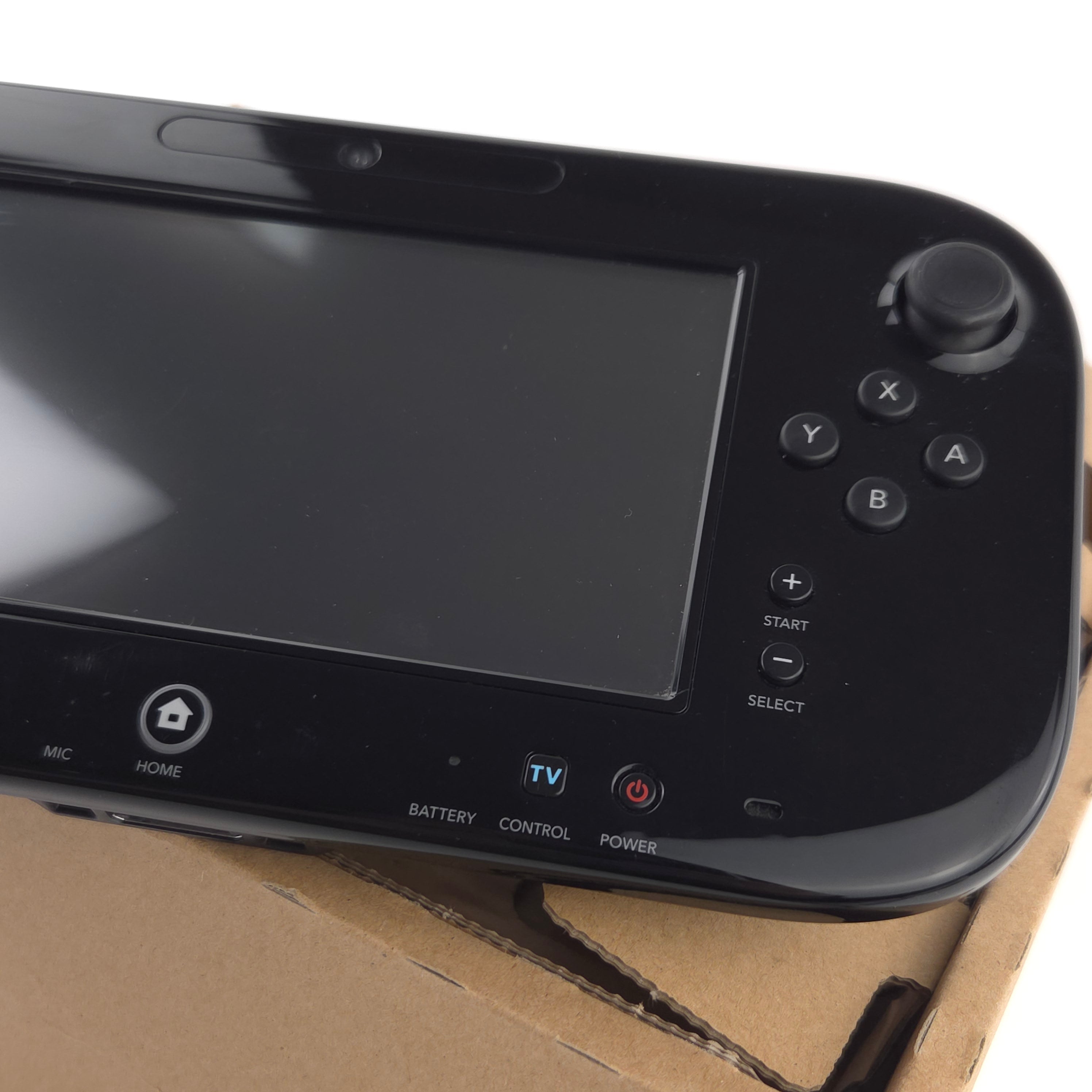 Nintendo Wii U Konsole – Zombie U Premium Pack Limited OVP PAL