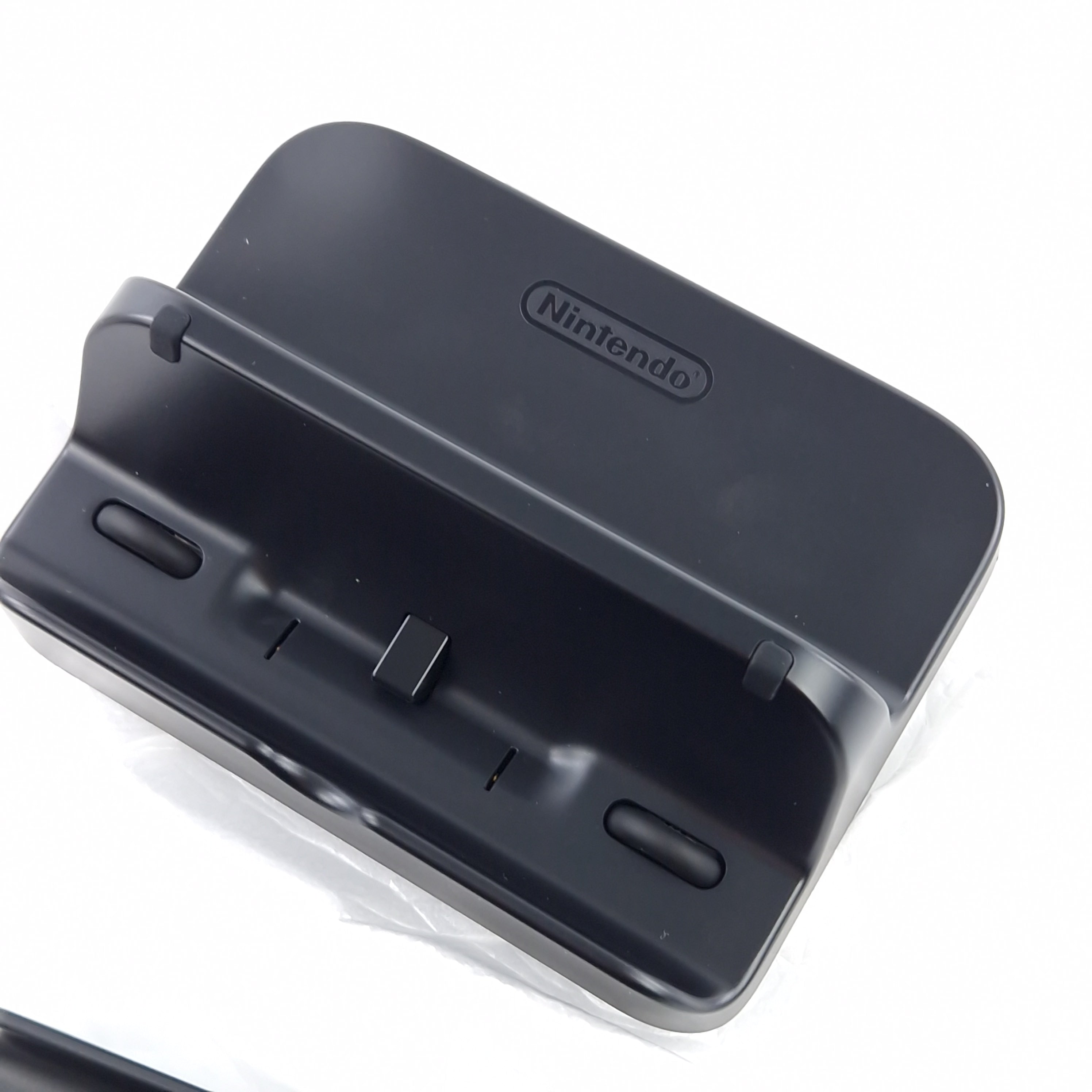 Nintendo Wii U Zubehör – Gamepad Cradle und Stand OVP