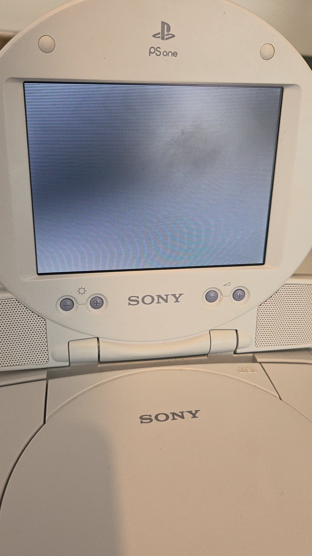 PSone Combo mit 5 inch LCD Screen - Playstation 1 Konsole Sony PS1 OVP * defekt