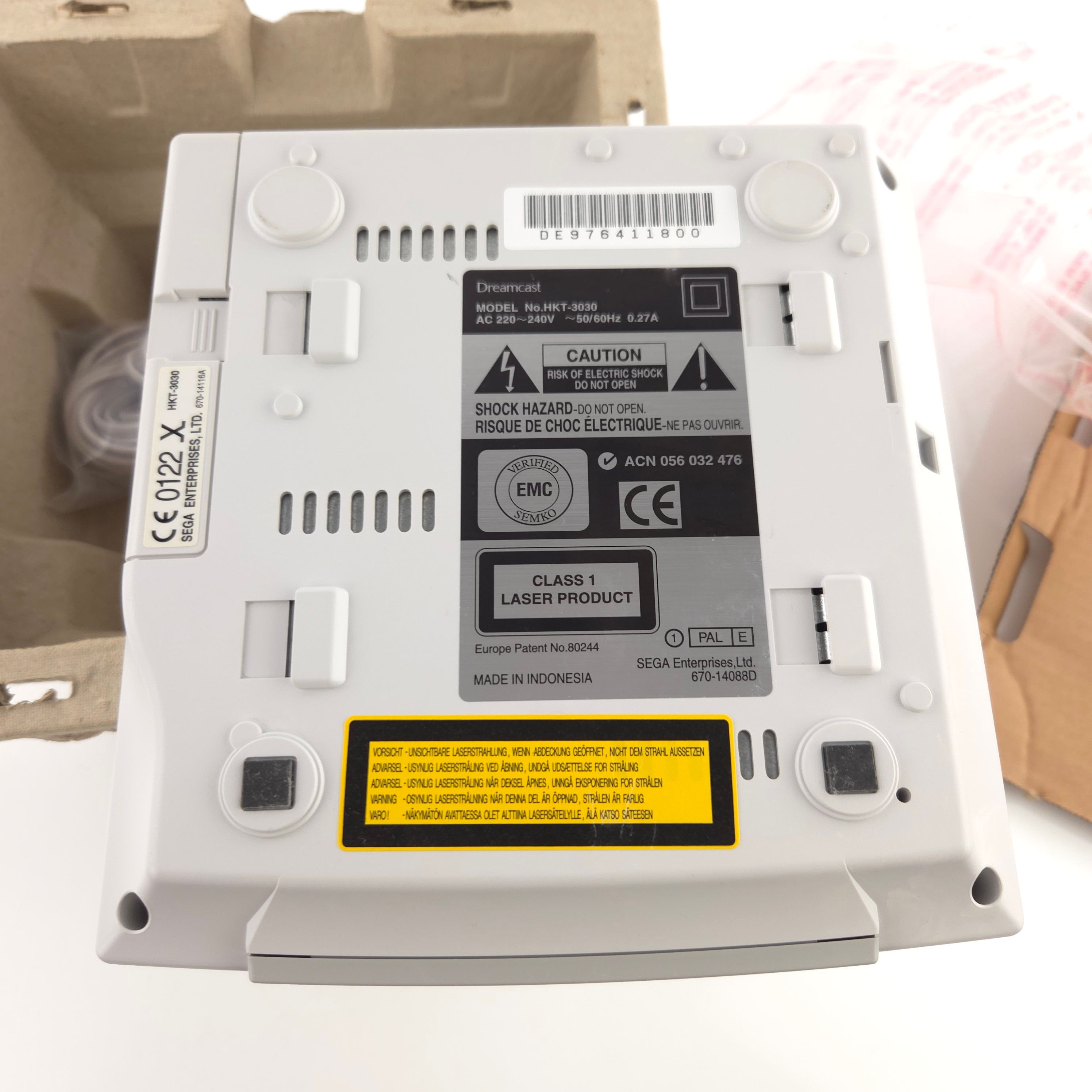 Sega Dreamcast Konsole OVP PAL mit Zubehör