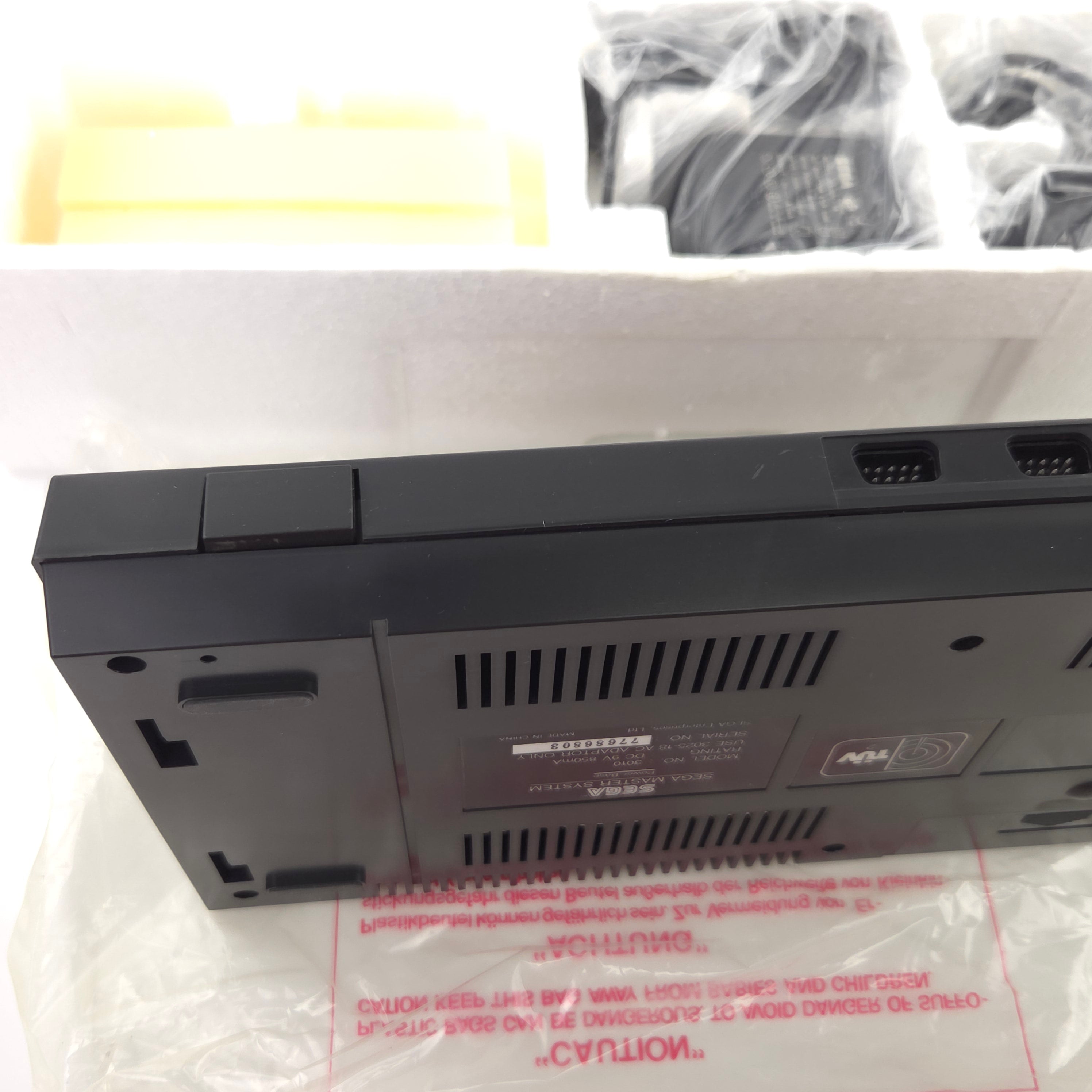 Sega Master System Konsole Hang On OVP PAL teils neuwertig