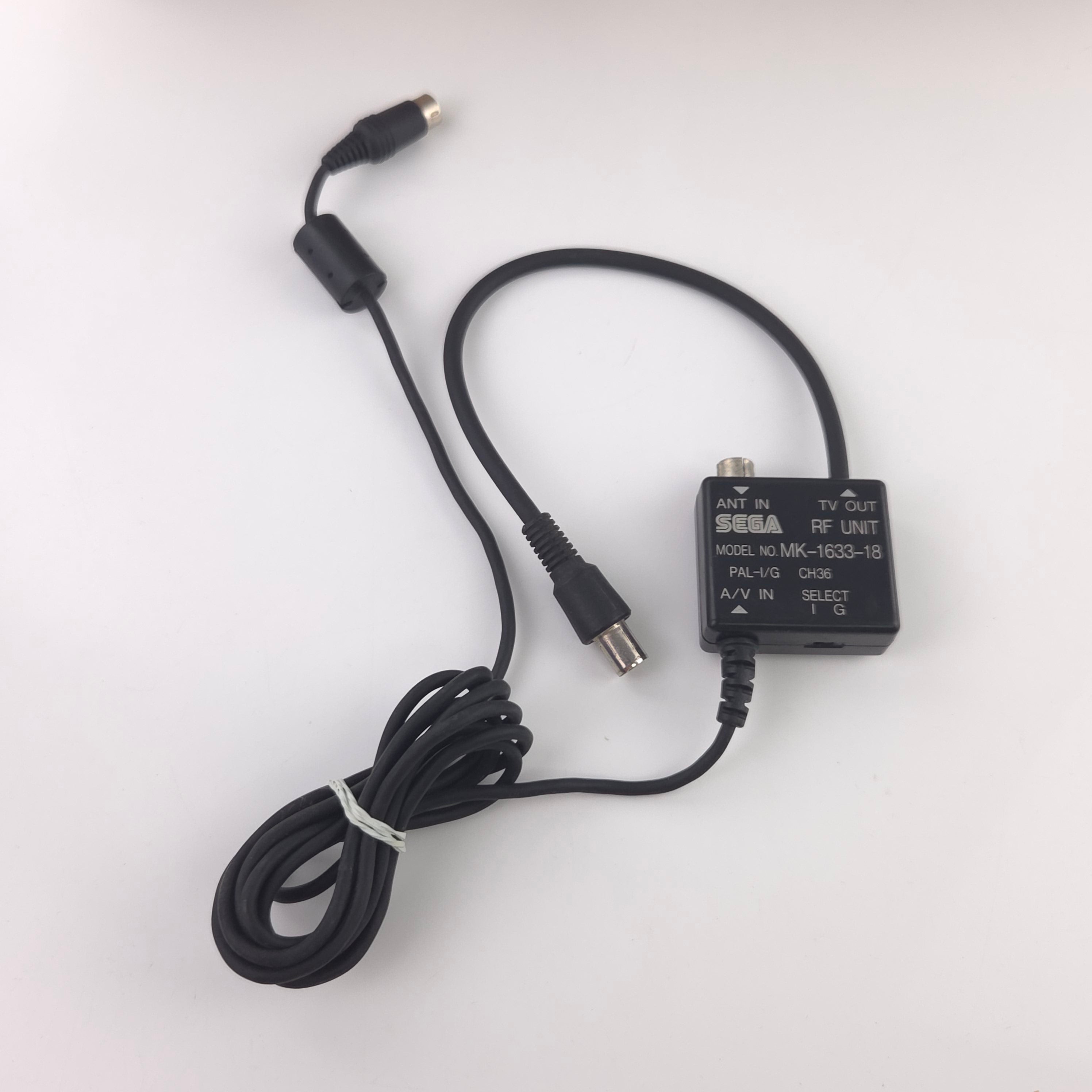 Sega Mega Drive Mega-CD II Adapter Zubehör OVP