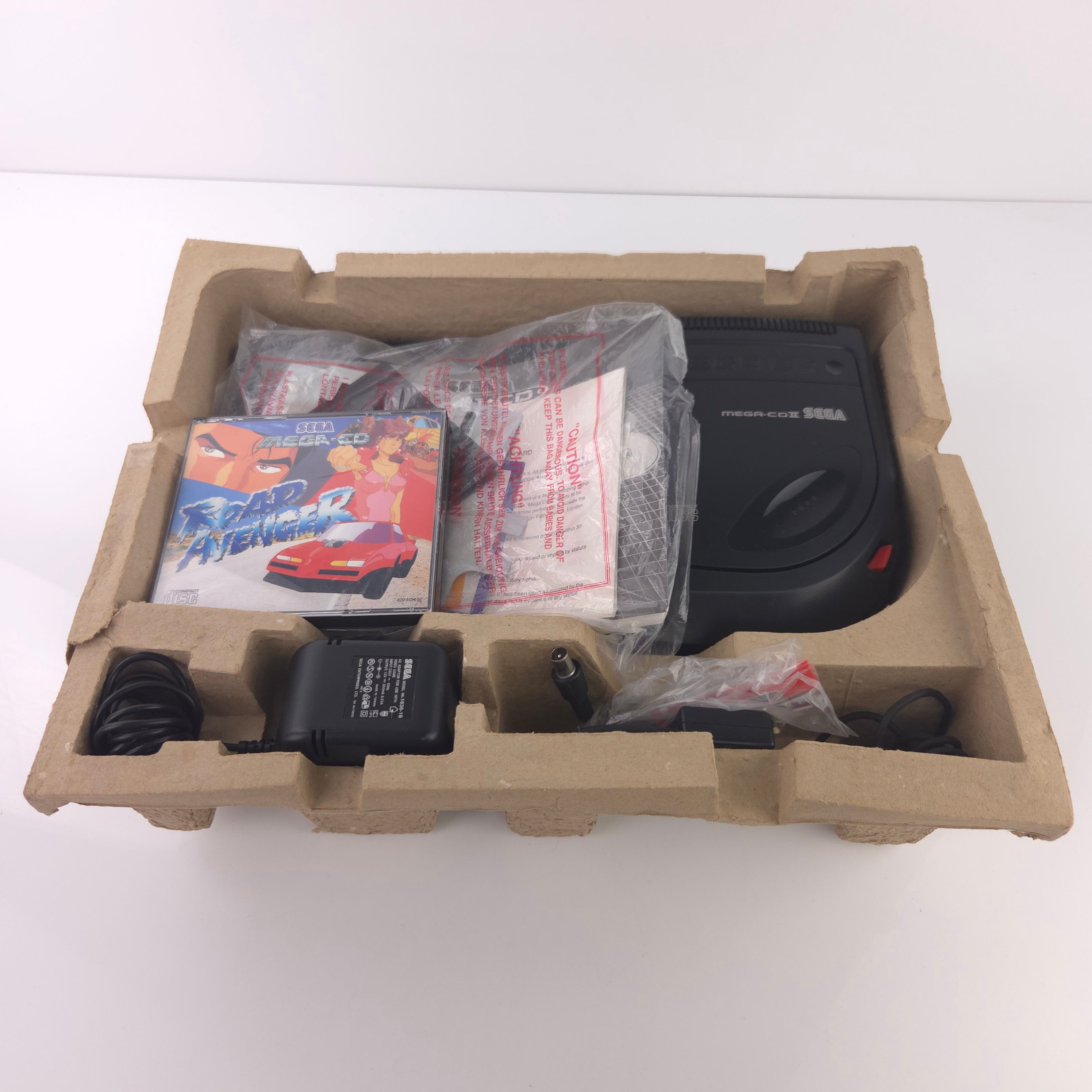 Sega Mega Drive Mega-CD II Adapter Zubehör OVP