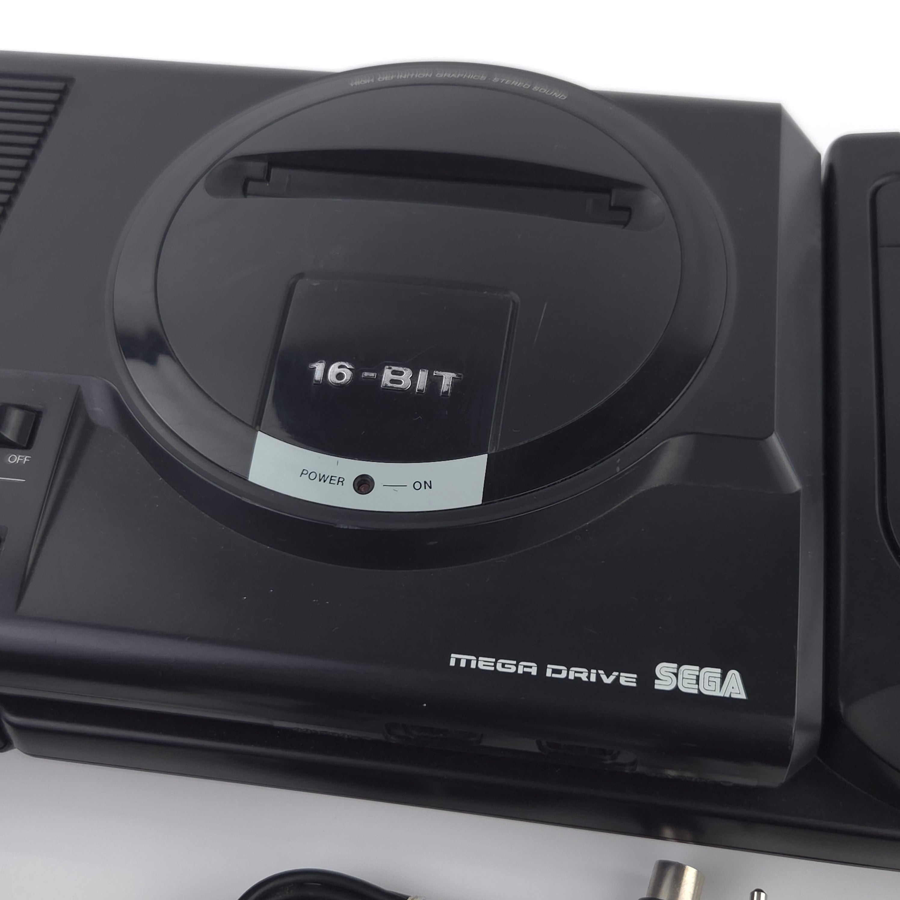 Sega Mega Drive Konsole Mega-CD Adapter PAL sehr gut