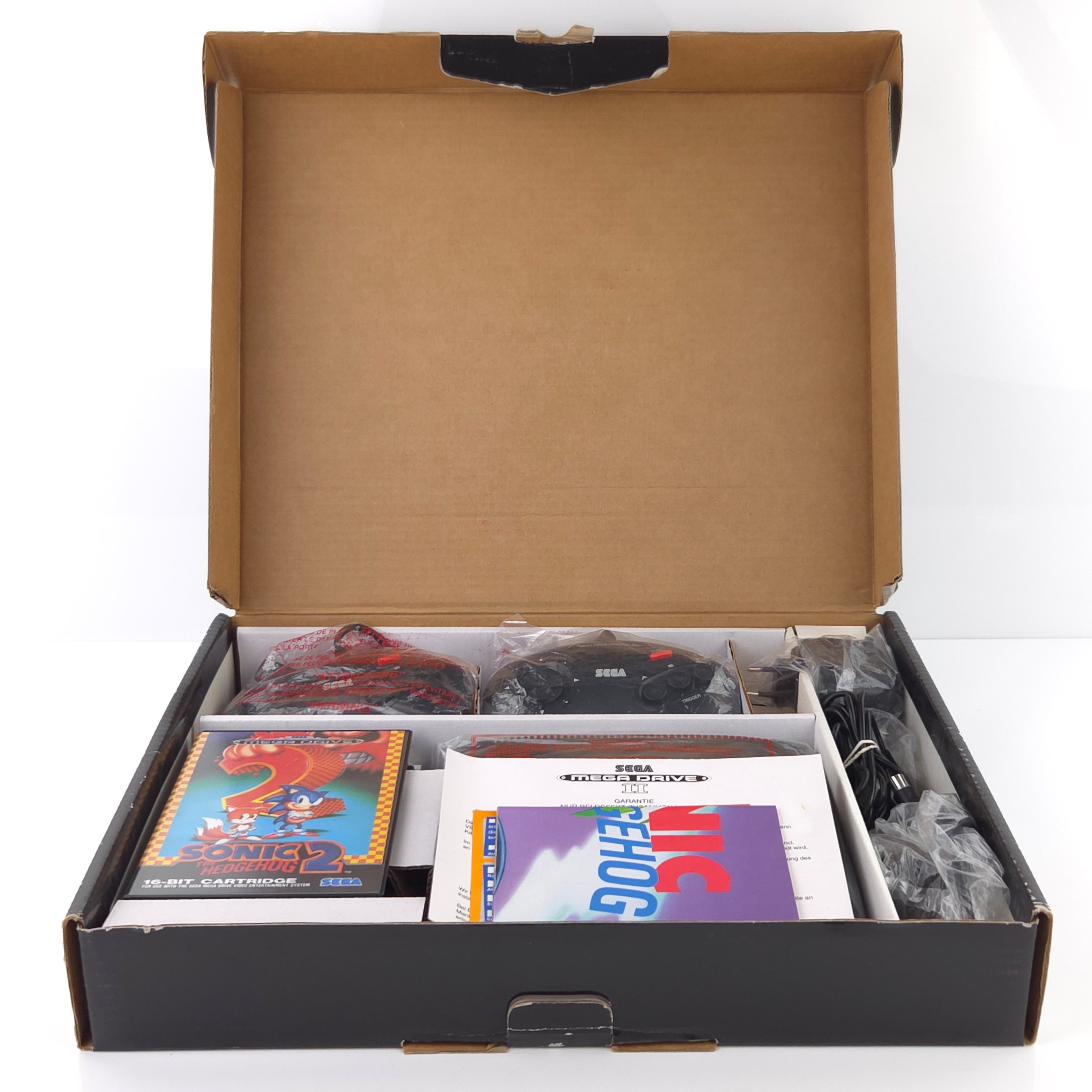 Sega Mega Drive Konsole mit Sonic The Hedgehog 2 OVP PAL