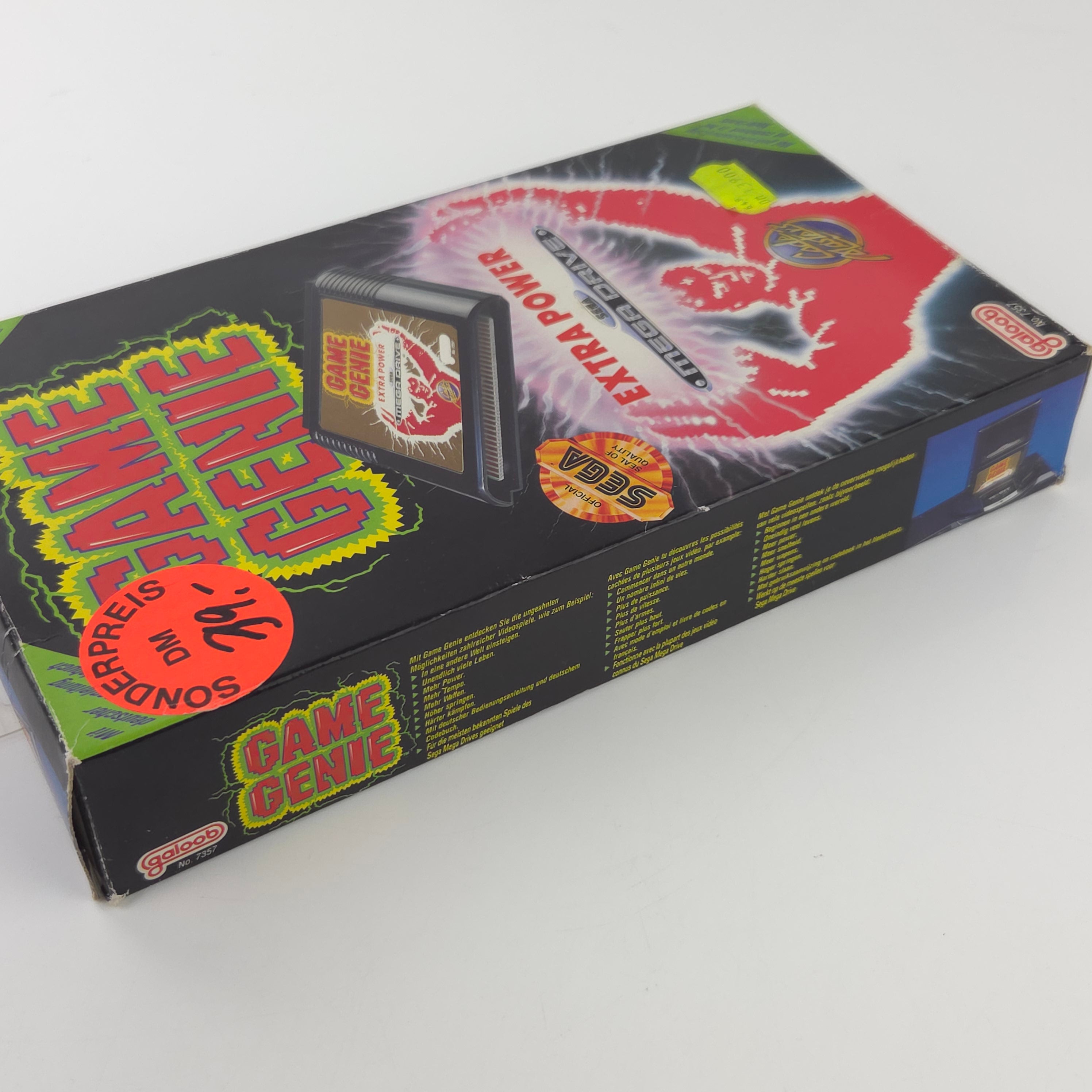 Sega Mega Drive Zubehör Game Genie Cheatmodul Neu