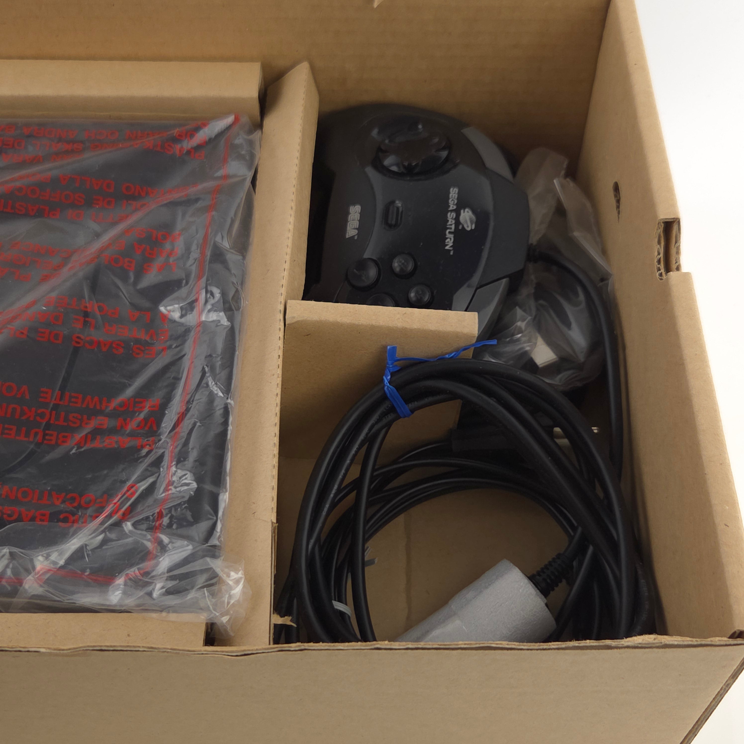 Sega Saturn Konsole Base Set OVP PAL hervorragender Zustand