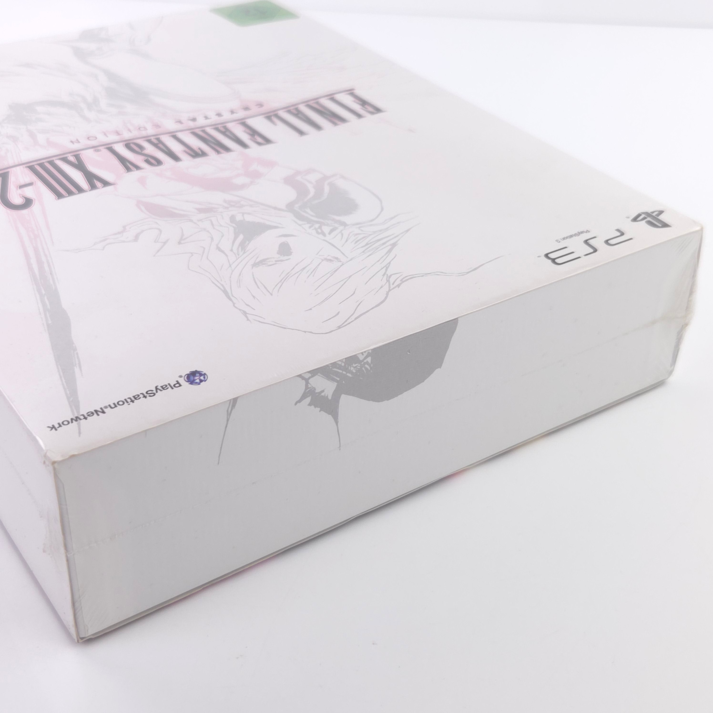 Weiße PS3 Crystal Edition Box mit Katzenmotiv und grünen Akzenten