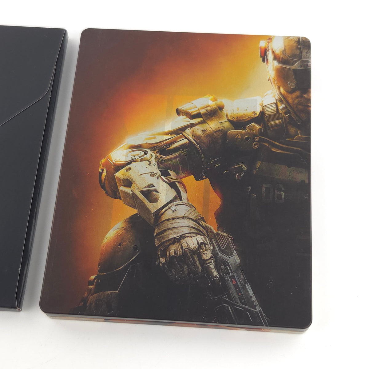 Sony Playstation 4: Call of Duty Black OPS III Hardened Edition OHNE SPIEL