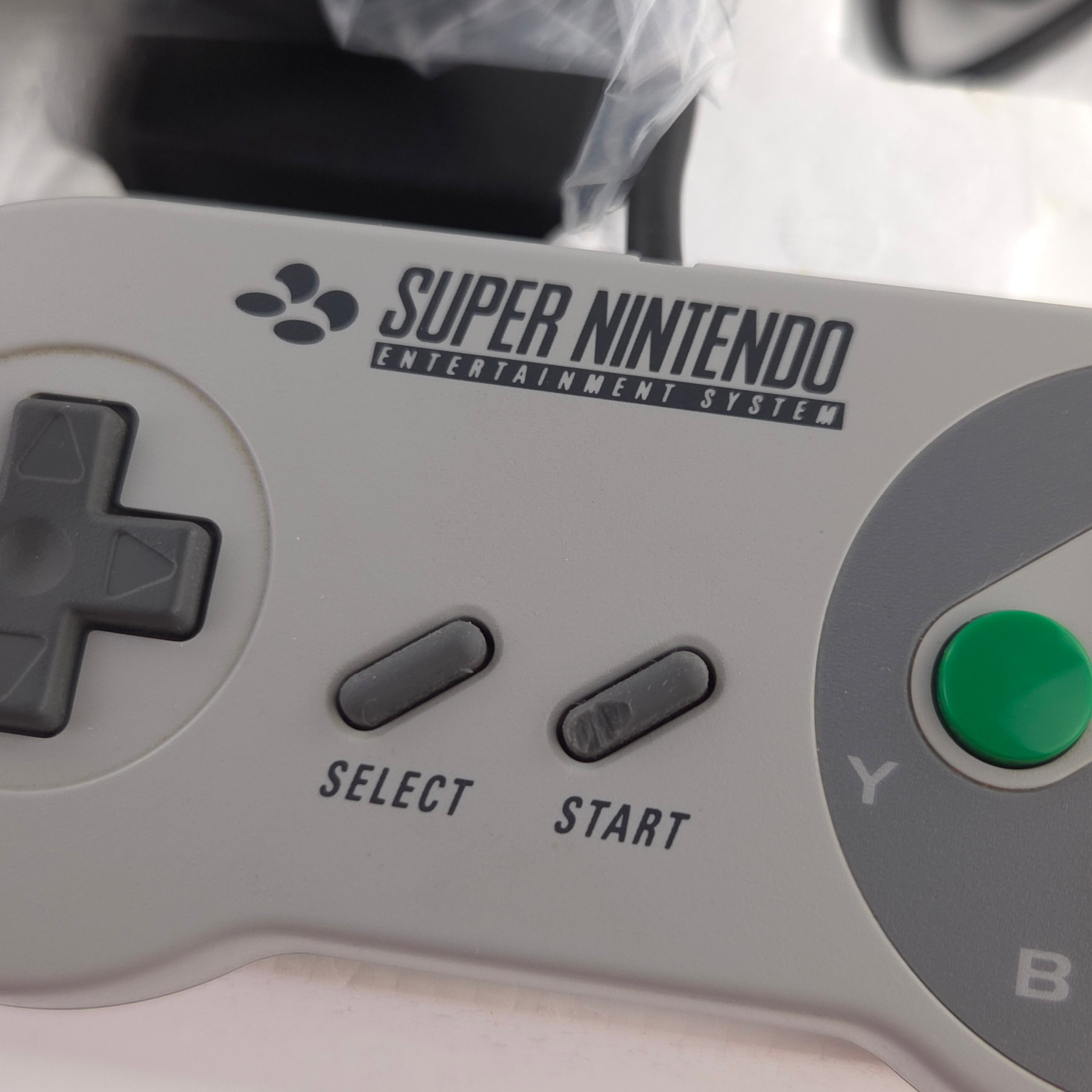 Super Nintendo Konsole – Super Mario World Bundle OVP PAL