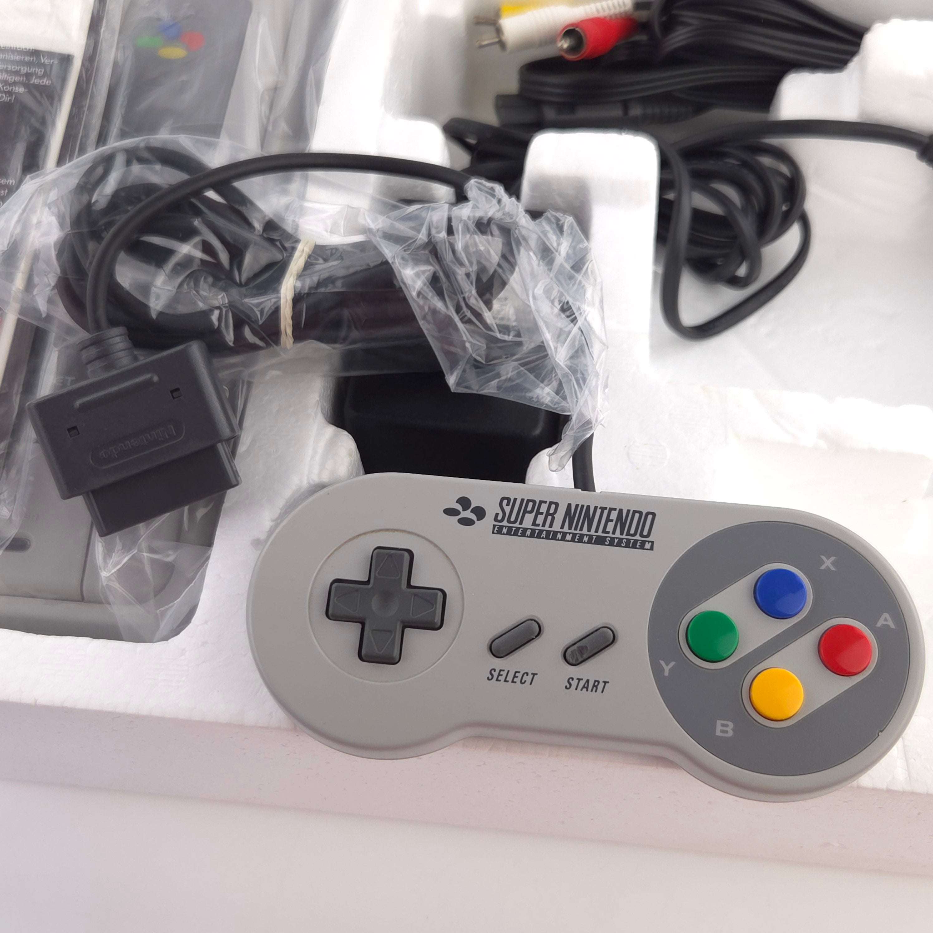 Super Nintendo Konsole – Super Mario World Bundle OVP PAL