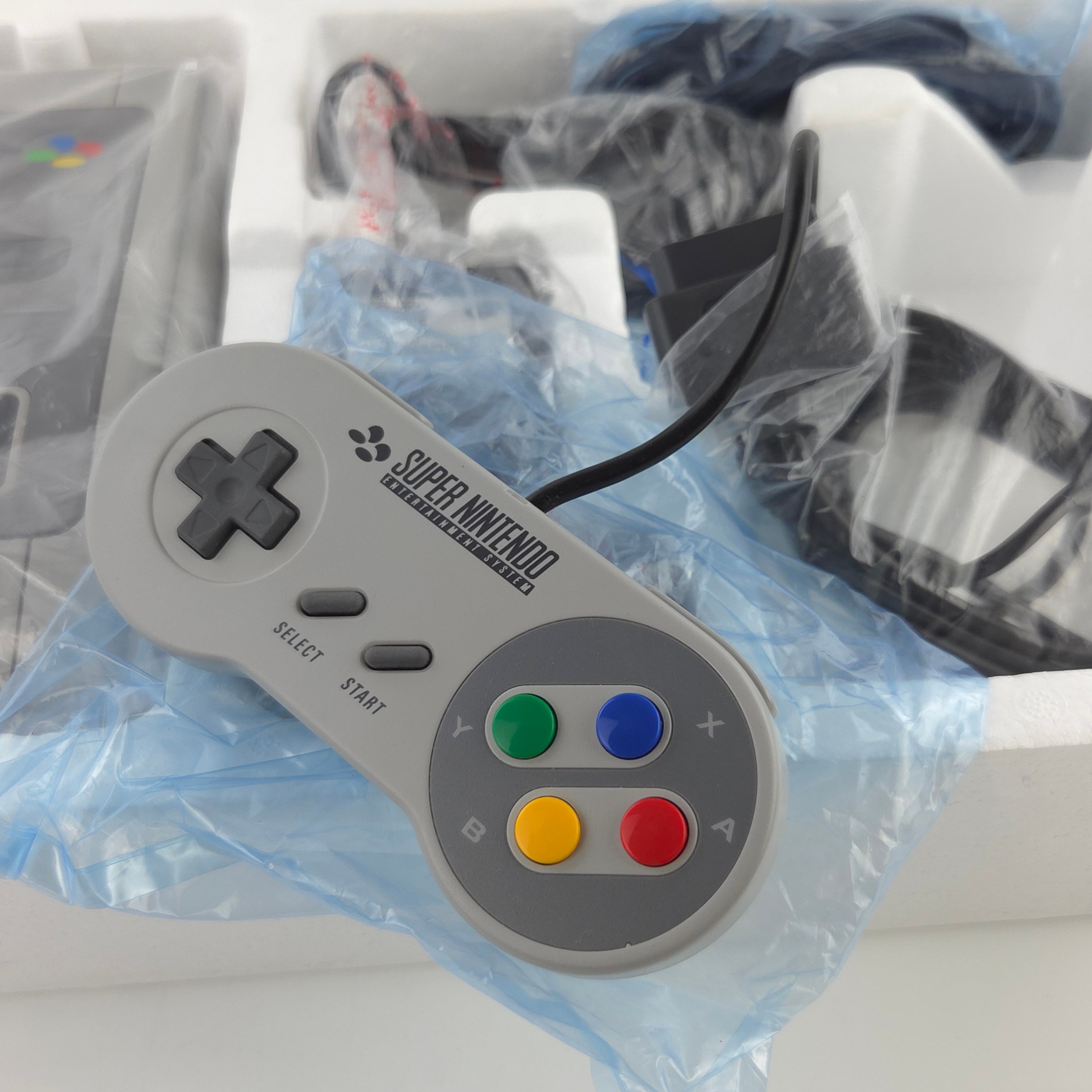 Super Nintendo Konsole – Super Mario World Bundle OVP PAL