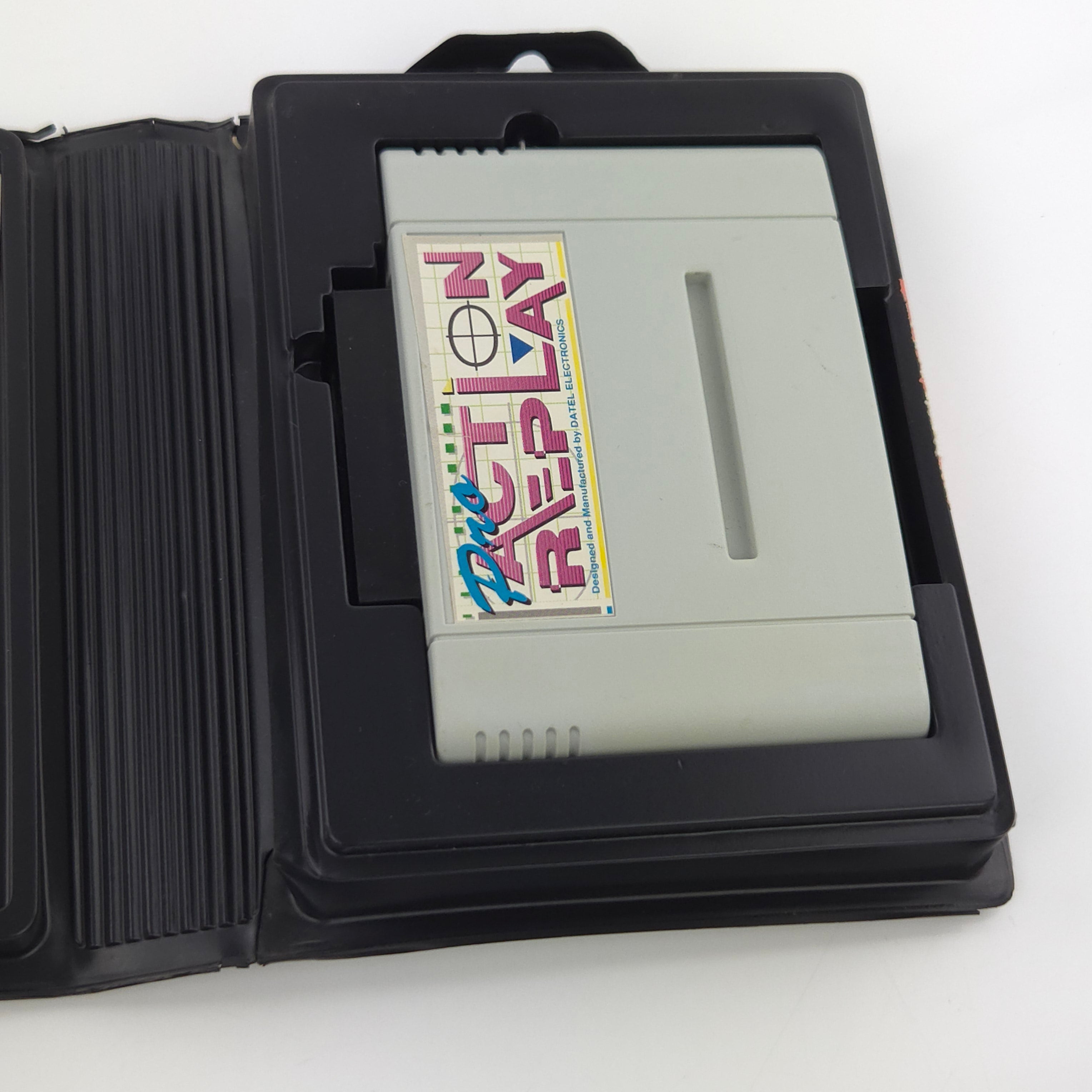 Super Nintendo Zubehör – Action Replay Ultimate Modul OVP
