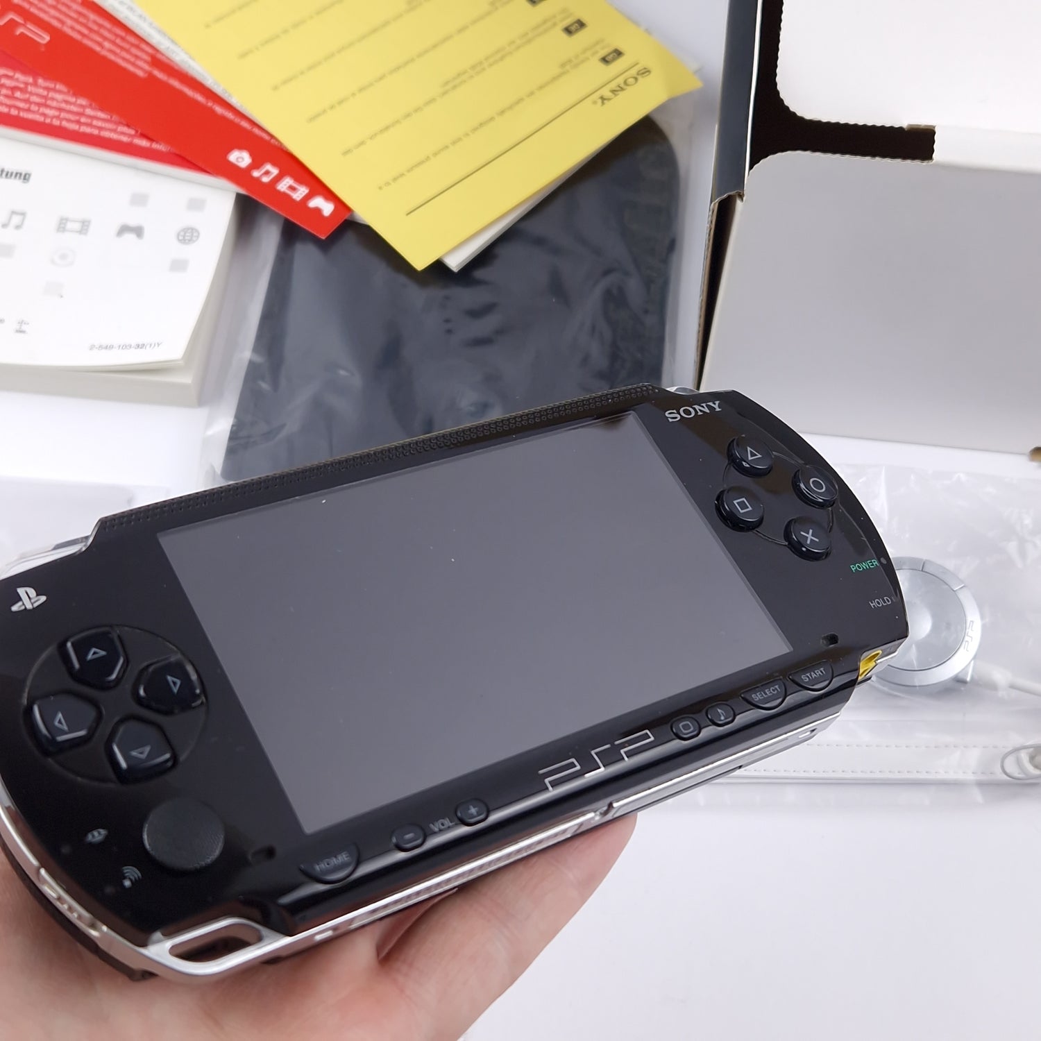 Sony Playstation Portable Console: PSP Value Pack - PAL Console OVP - Defective