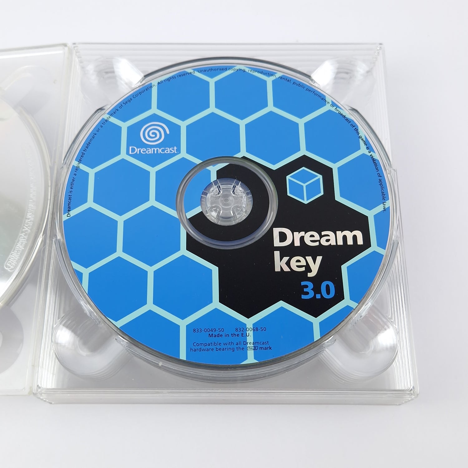 Sega Dreamcast accessories: 2 Dream Key CDs and 5 Dream On Playable Demos