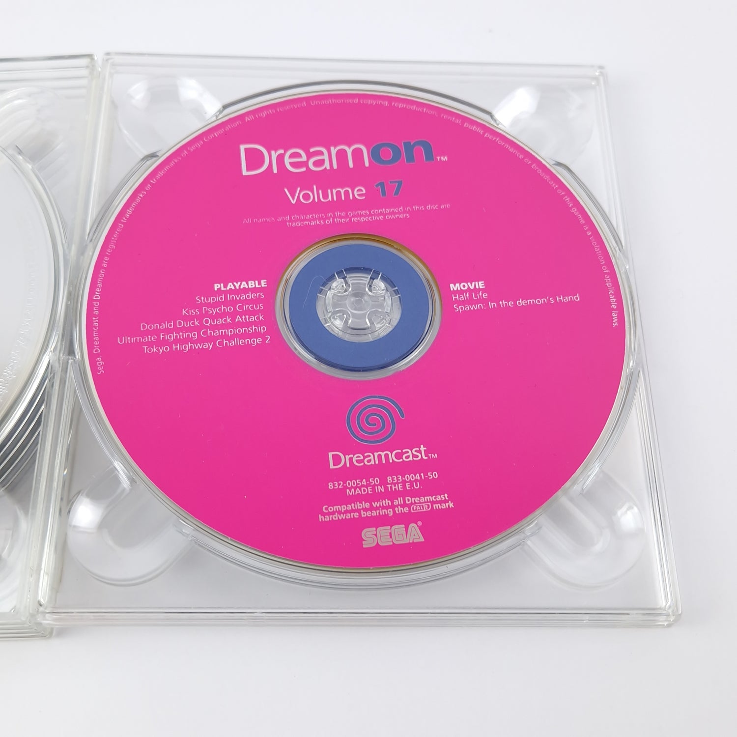 Sega Dreamcast accessories: 2 Dream Key CDs and 5 Dream On Playable Demos