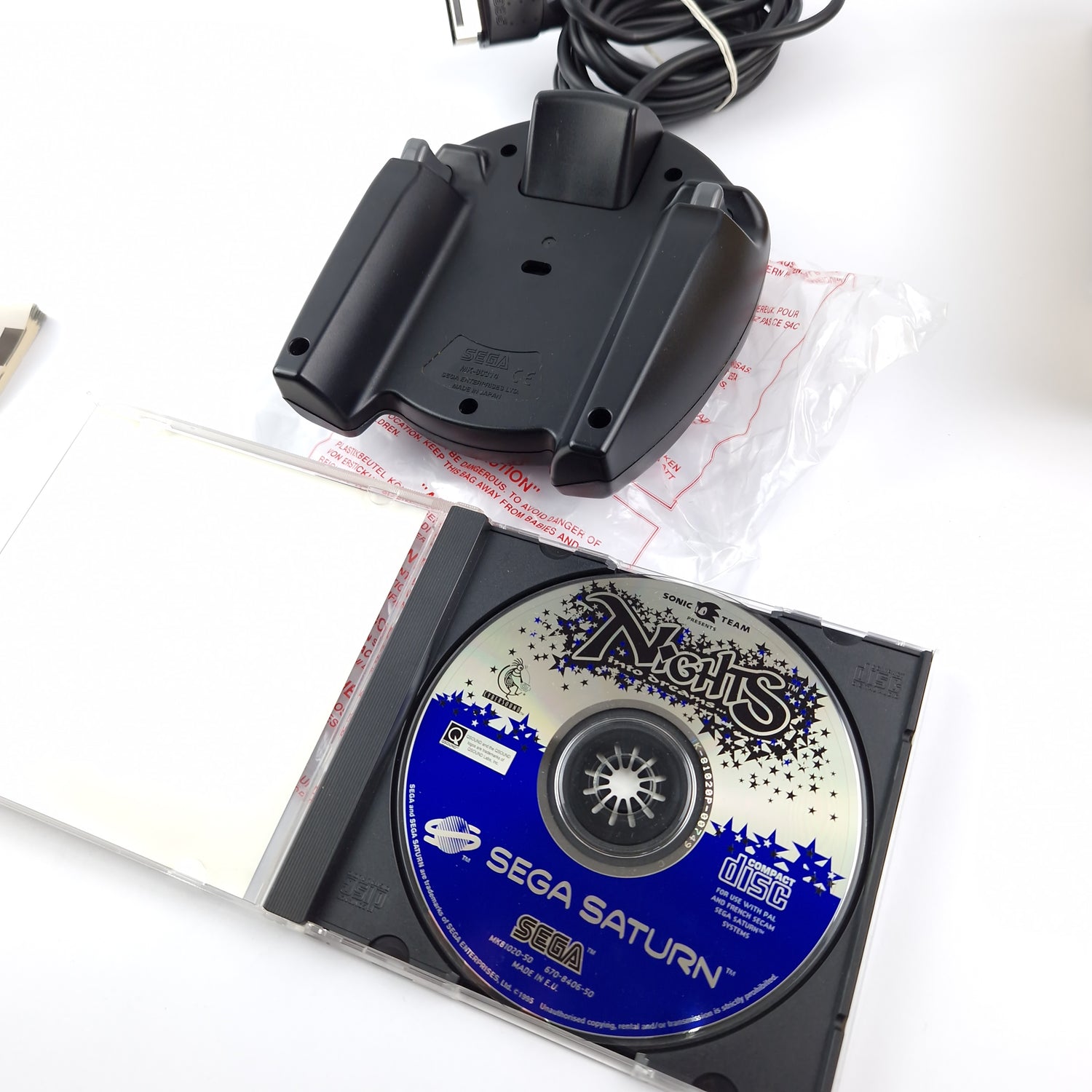 Sega Saturn Konsole : 3D Control Pad,  Nights into Dreams u. Kabel | PAL Console