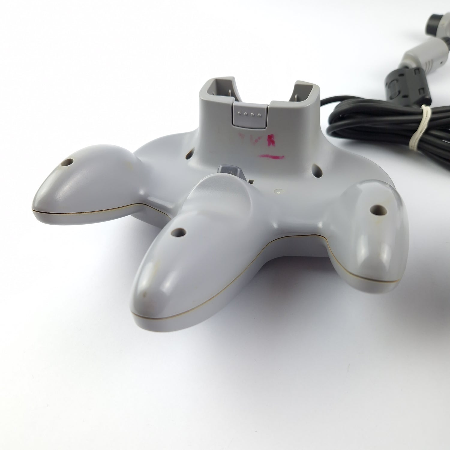 Nintendo 64 Konsole mit 2 originalen Controllern und Anschlusskabel - N64 PAL