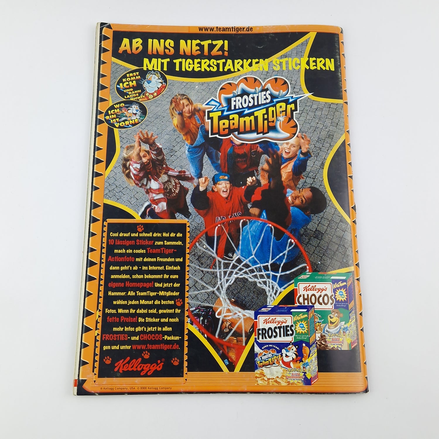 100% Nintendo TOTAL! Magazine - December 12/2000 with giant poster - magazine