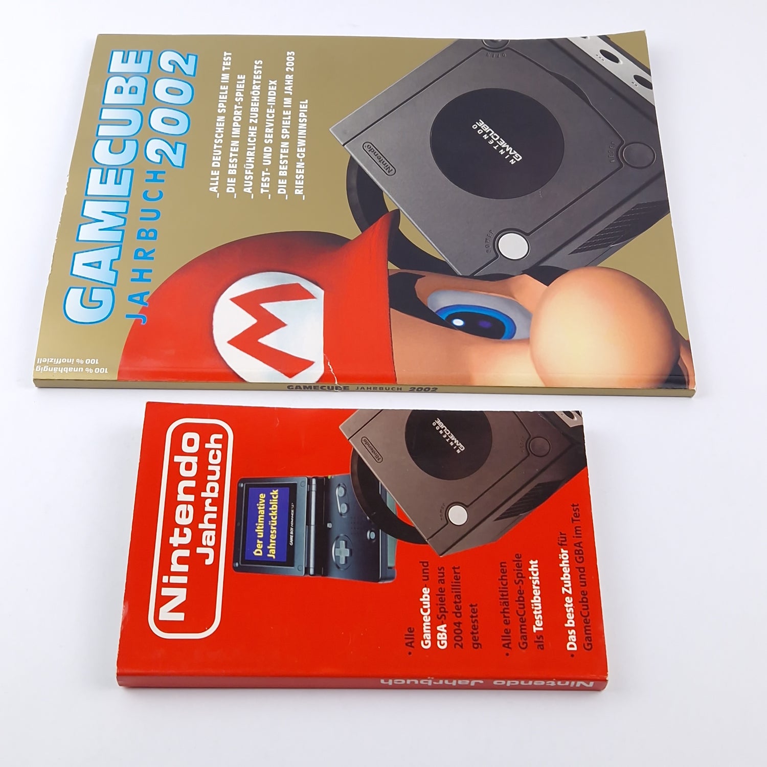 Nintendo Gamecube Yearbook 2002 & Nintendo Yearbook 2004 GBA Gamecube Magazine