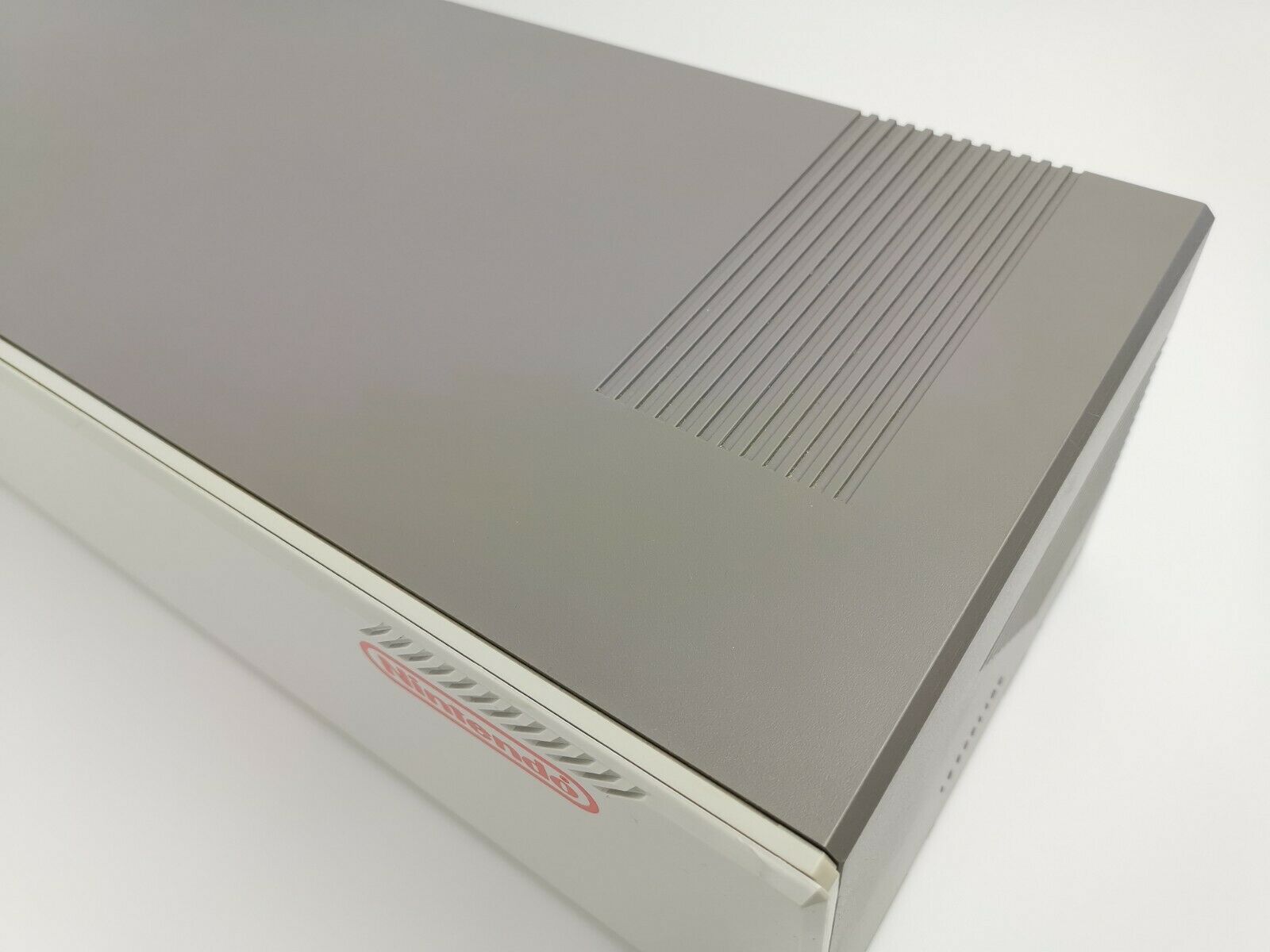 Nintendo Nes Aufbewahrungsbox für 15 Spiele " GPX 1500 Laserline Storage System