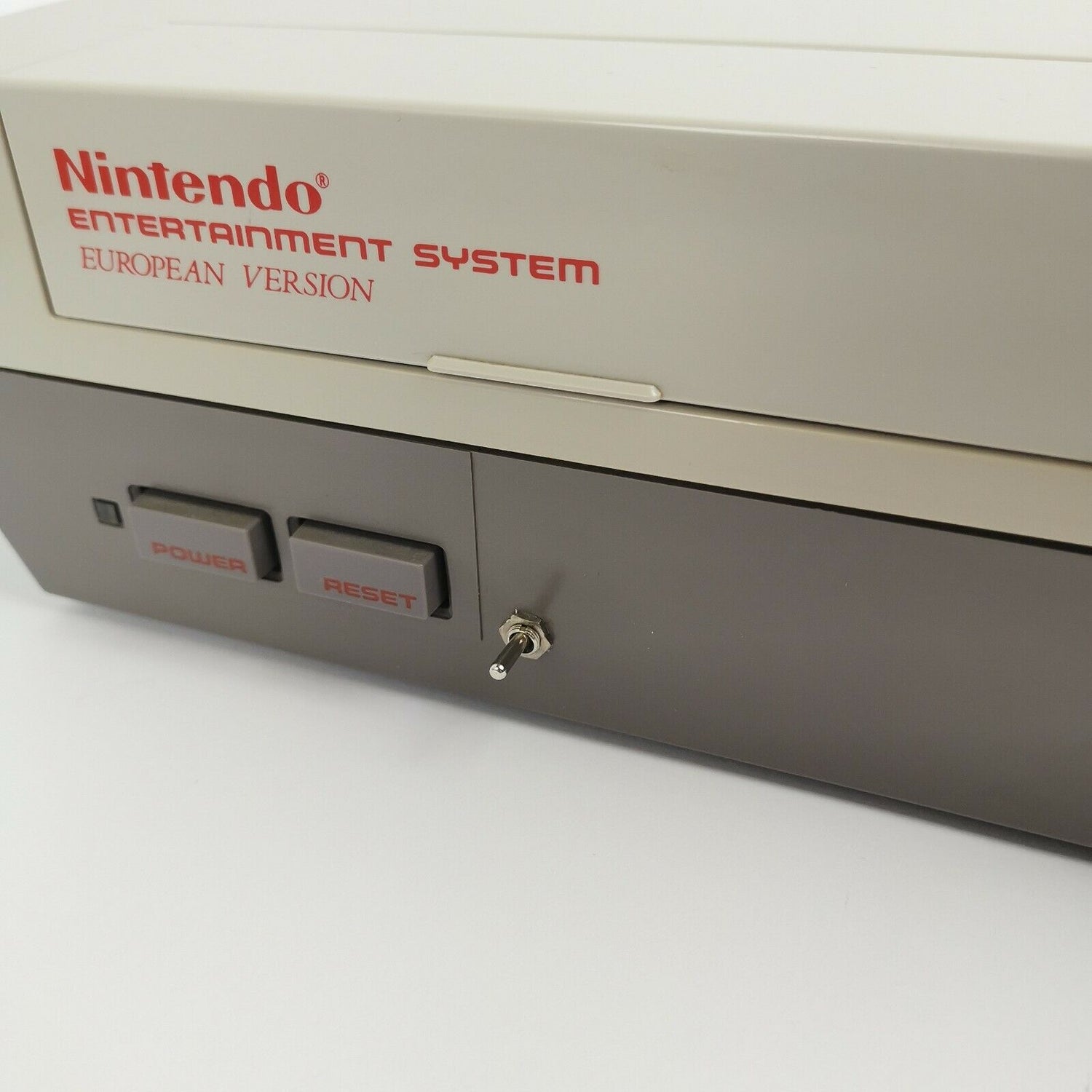 Nintendo NES Multinorm Konsole Console, 1 Controller und Kabel