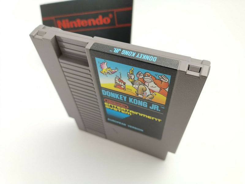 Nintendo Entertainment System Game "Donkey Kong JR." NES |Bee Tombs |Module