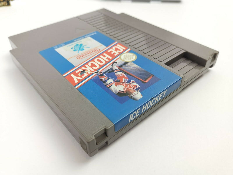 Nintendo Entertainment System game "Ice Hockey" module | NES | Pal B | EEC
