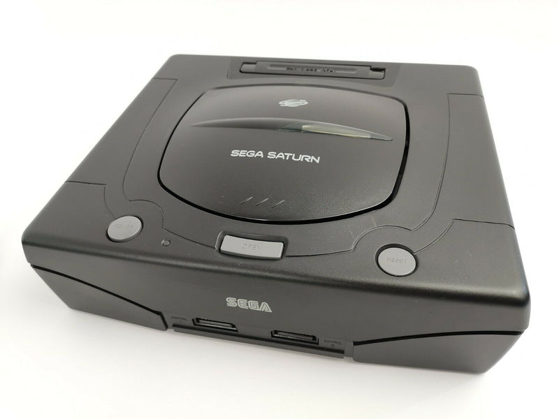 Sega Saturn Konsolen Bundle mit Control Pad, Anschlusskabeln und Segaflash Vol 2