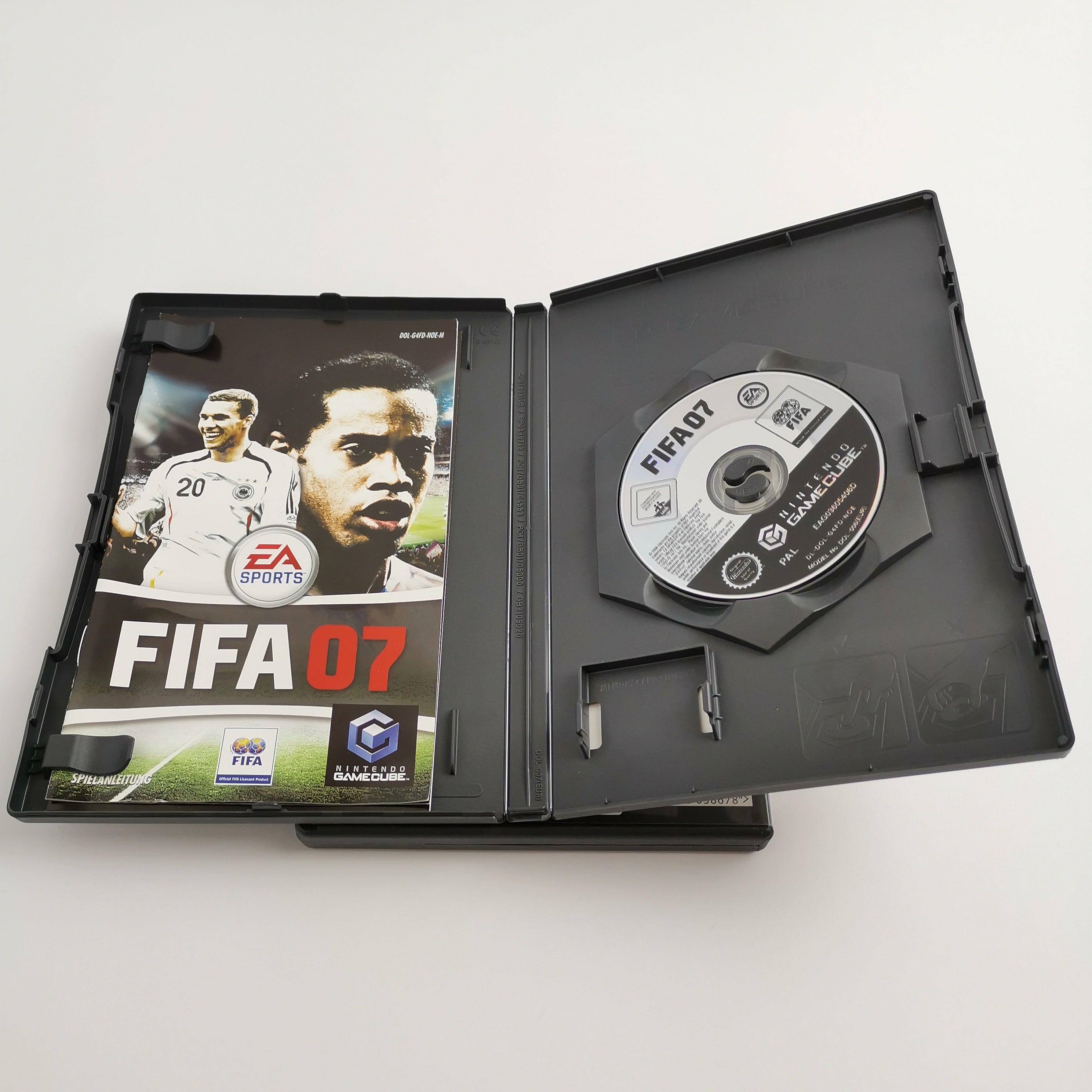 Nintendo Gamecube Spiele " 4 Fifa Spiele " Bundle Set Fußball | OVP PAL