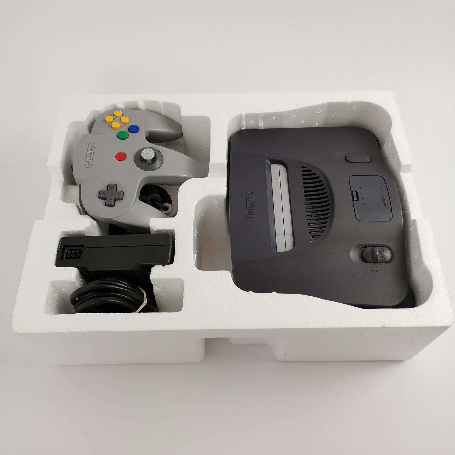 Nintendo 64 console The New Dimension of Fun with original packaging | N64 N 64 - PAL Console