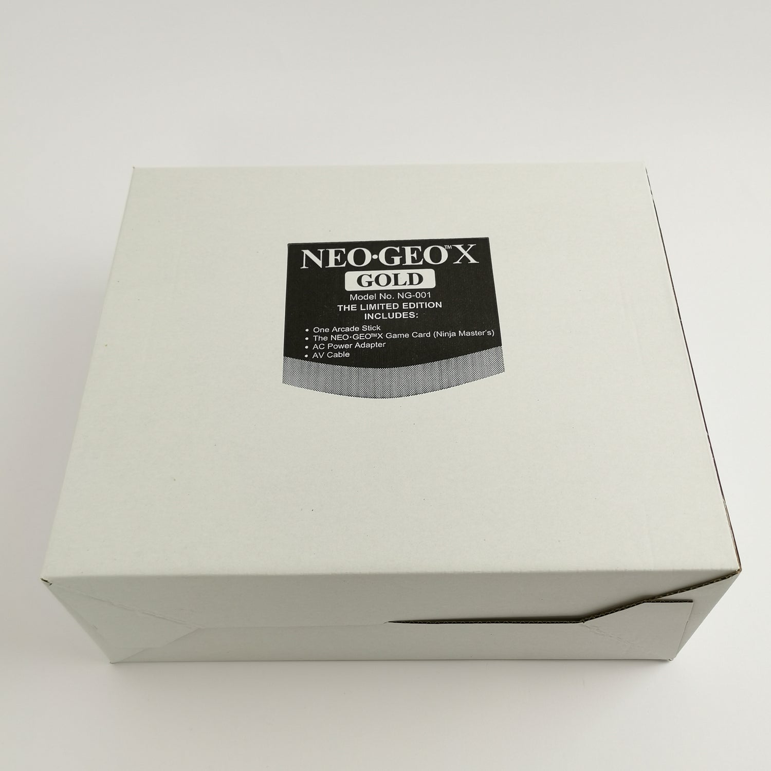 SNK Neo Geo X Gold Limited Edition | Neogeo X Station mit Arcade Stick