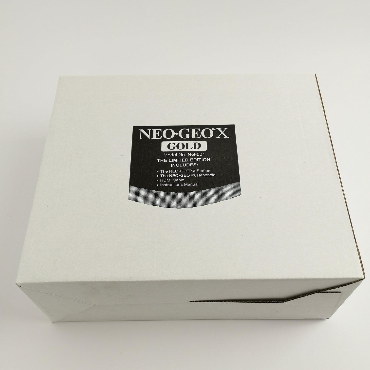 SNK Neo Geo X Gold Limited Edition | Neogeo X Station mit Arcade Stick, Handheld
