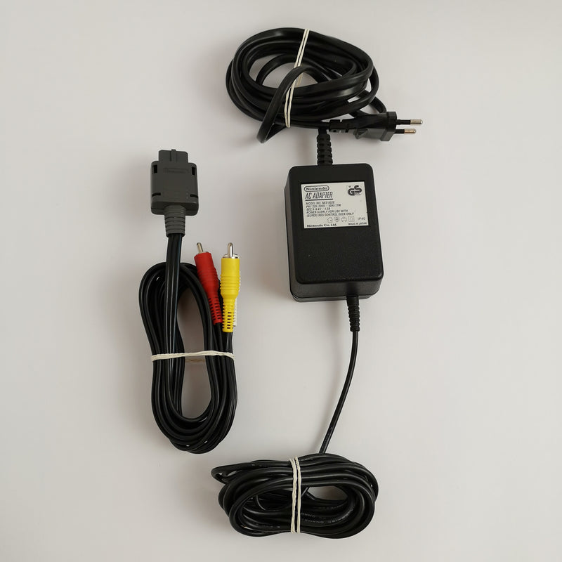 Super Nintendo Konsole : 2 Controller u. Anschlusskabel | SNES - PAL Console
