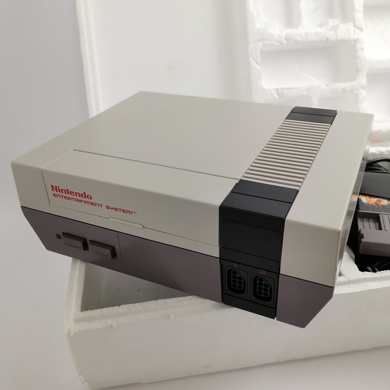 Nintendo Entertainment System Konsole : NES Action SET Zapper  | OVP - PAL HOL