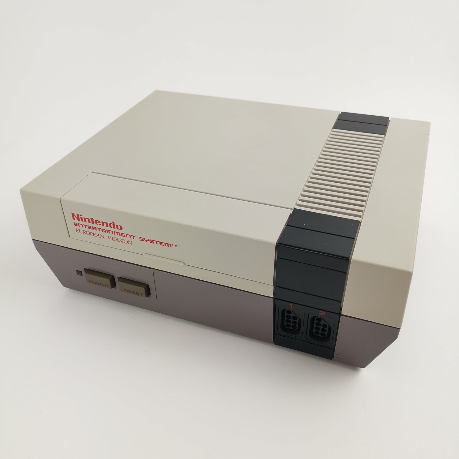 Nintendo Entertainment System Konsole : NES 4 Controller & 5 Spiele | PAL FRG