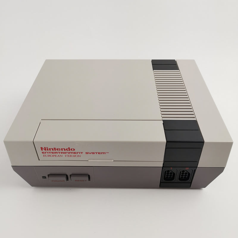 Nintendo Entertainment System Console: NES 2 Controller &amp; 2 Games | PAL NOE