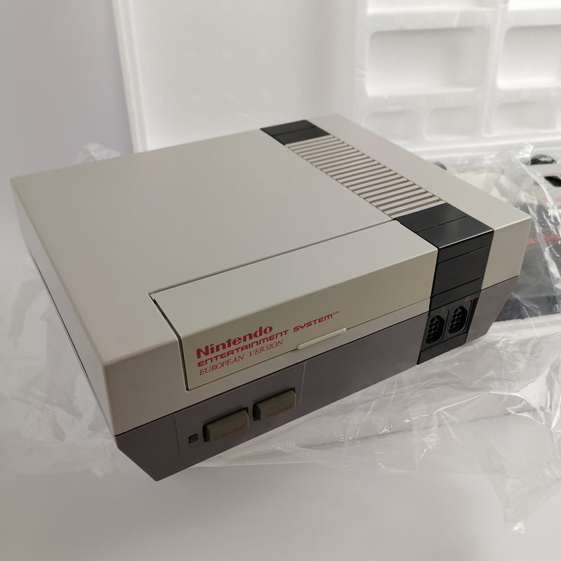 Nintendo Entertainment System Console: NES 4 Players Super Set NOE | original packaging [4]