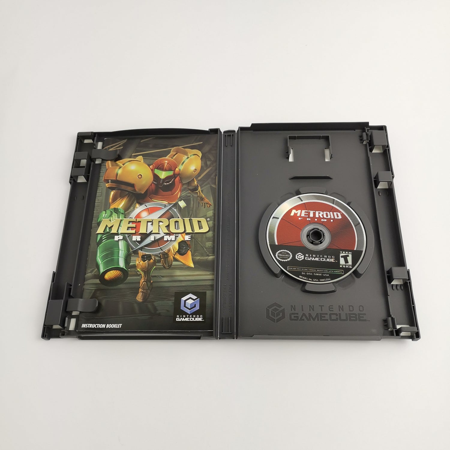Nintendo Gamecube Spiel : Metroid Prime + Official Strategy Guide | US-Version
