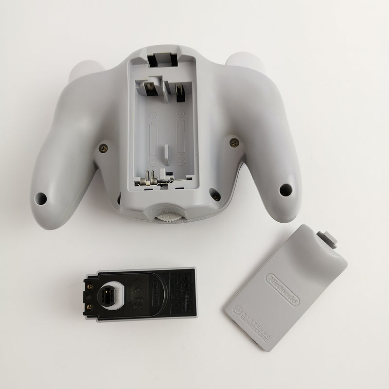 Nintendo Gamecube wireless controller: Wavebird gamepad with receiver in original packaging
