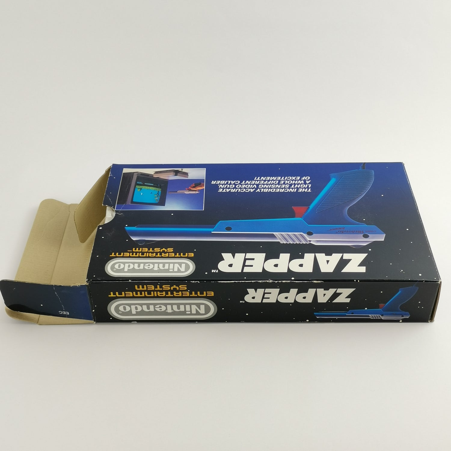 Nintendo Entertainment System Controller : Zapper Grau in OVP | NES Gun Gamepad