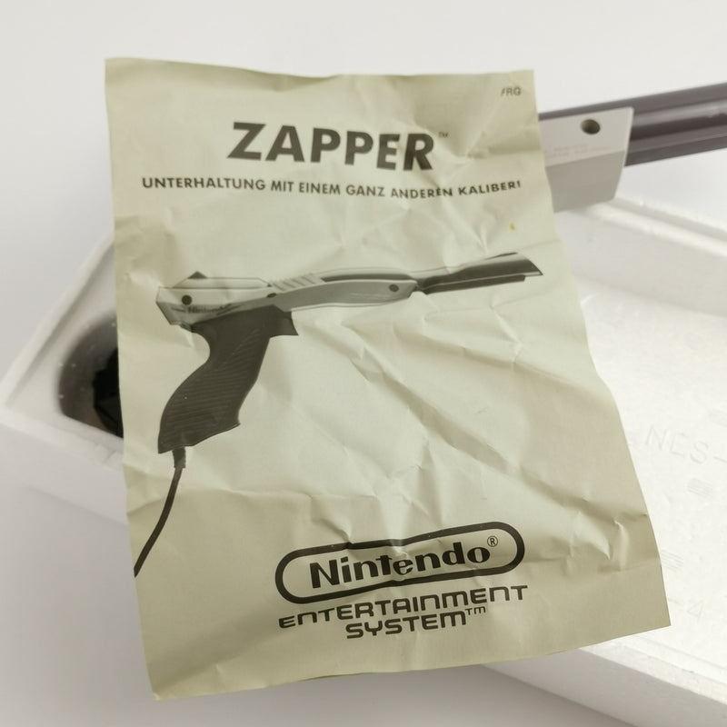 Nintendo Entertainment System Controller : Zapper Grau in OVP | NES Gun Gamepad