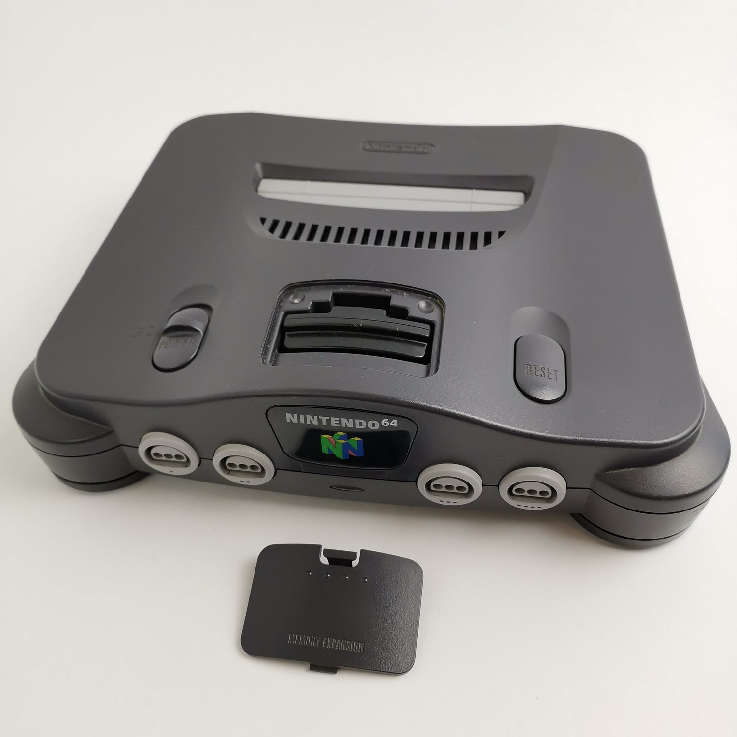 Nintendo 64 console: 2 controllers, connection cable and 4 games | N64 Console